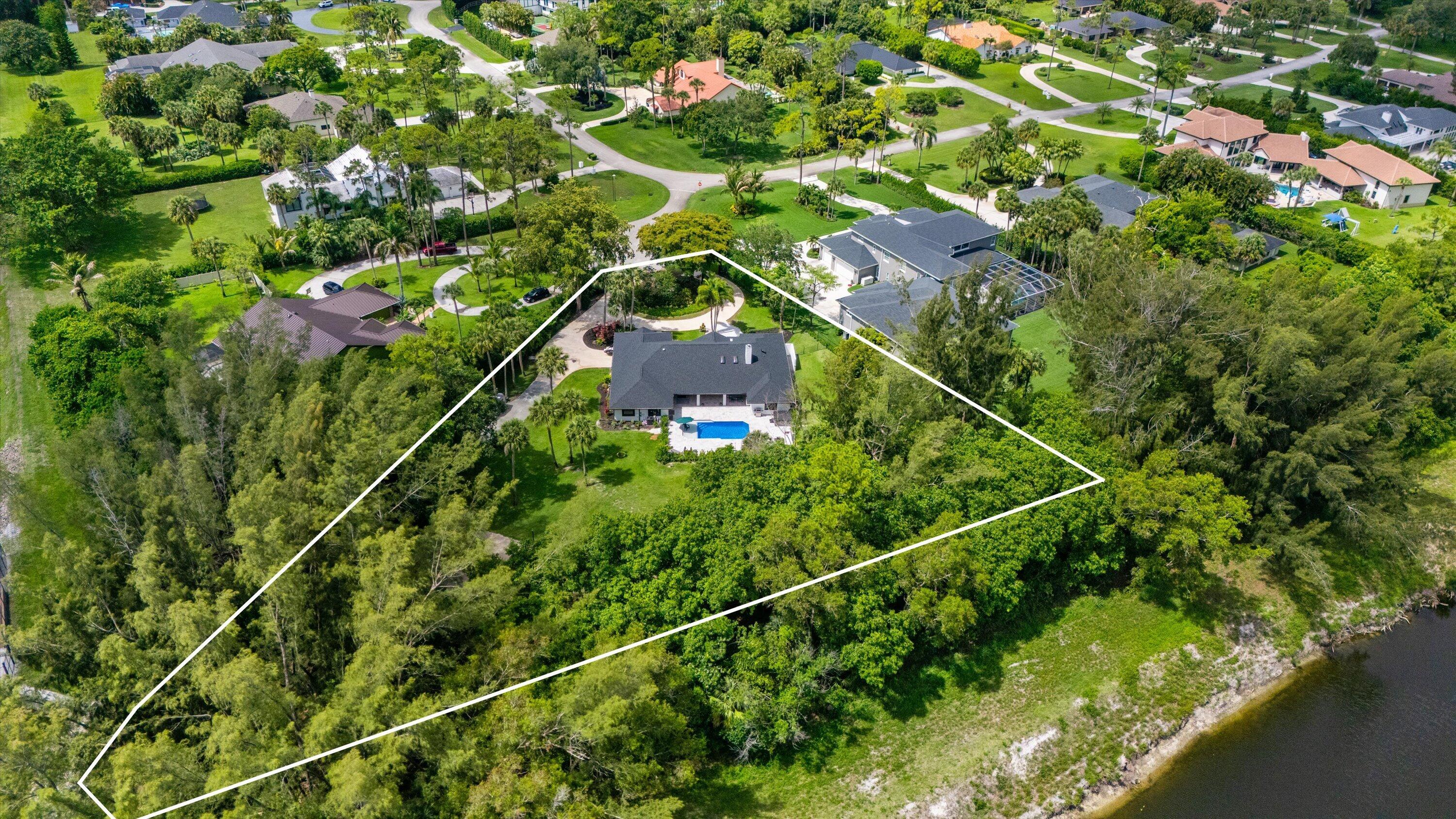 PINEWOOD OF WELLINGTON - Residential