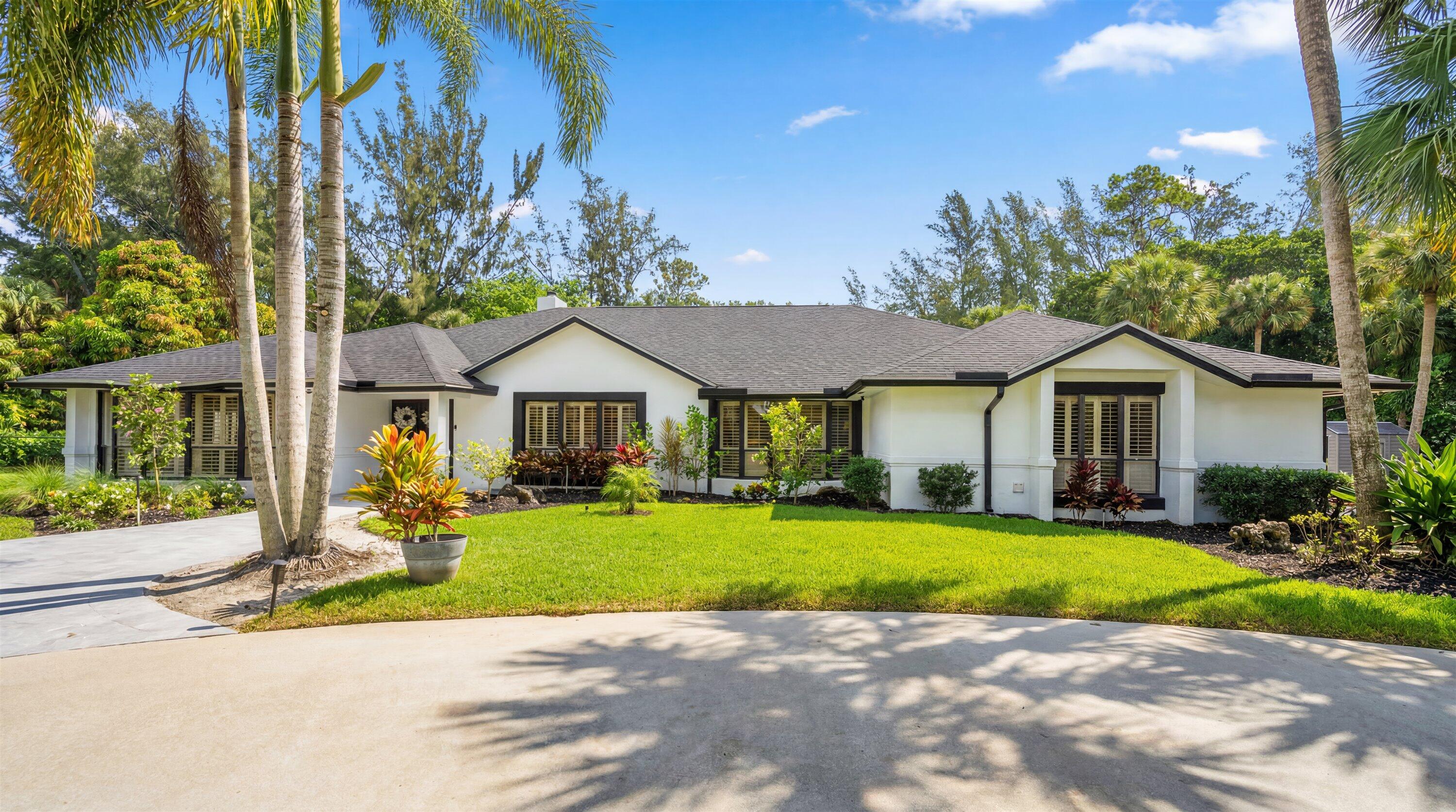 PINEWOOD OF WELLINGTON - Residential