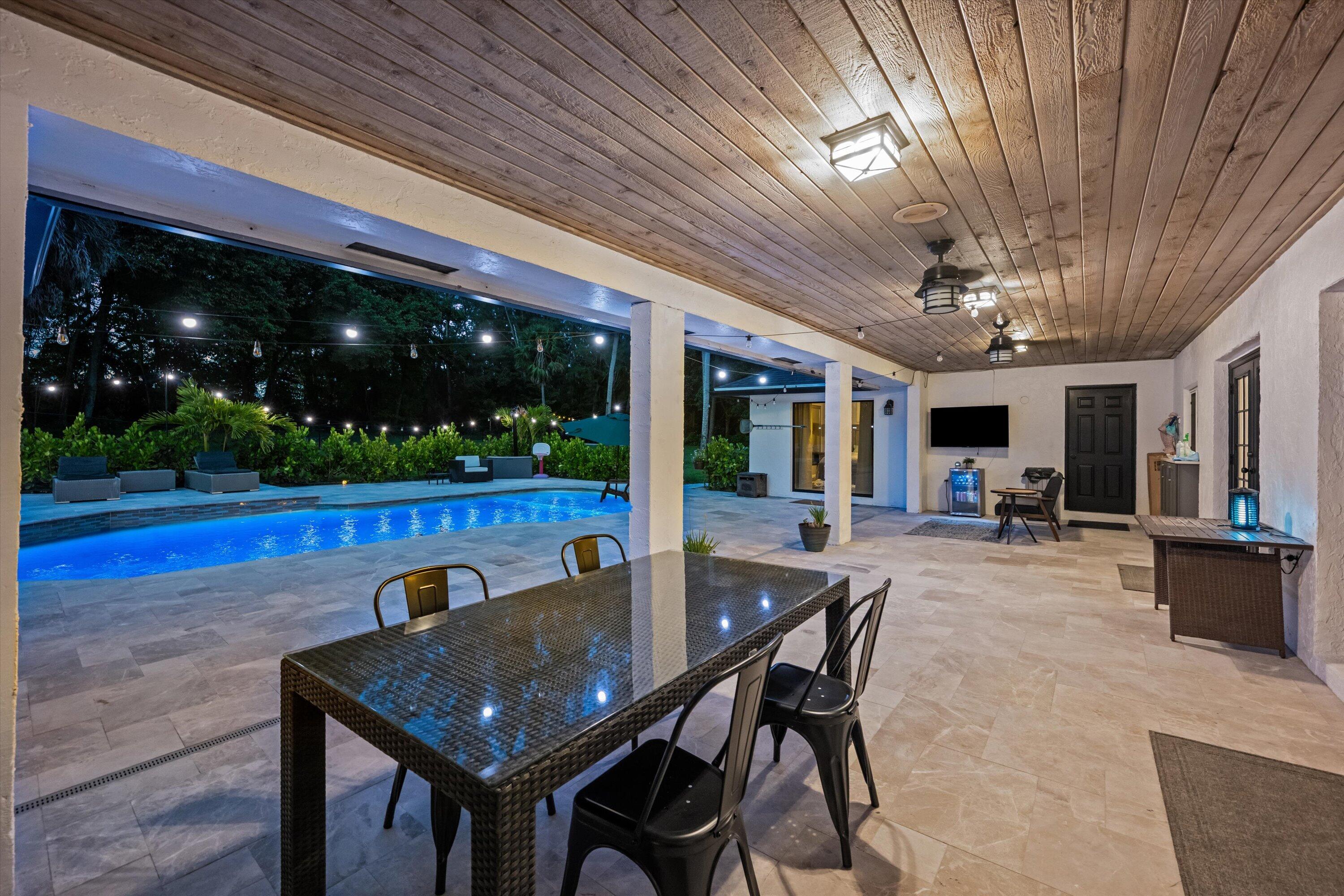 PINEWOOD OF WELLINGTON - Residential