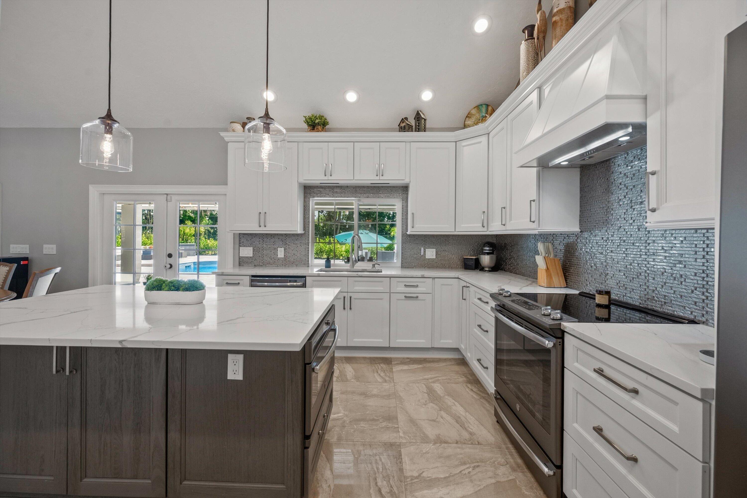 PINEWOOD OF WELLINGTON - Residential
