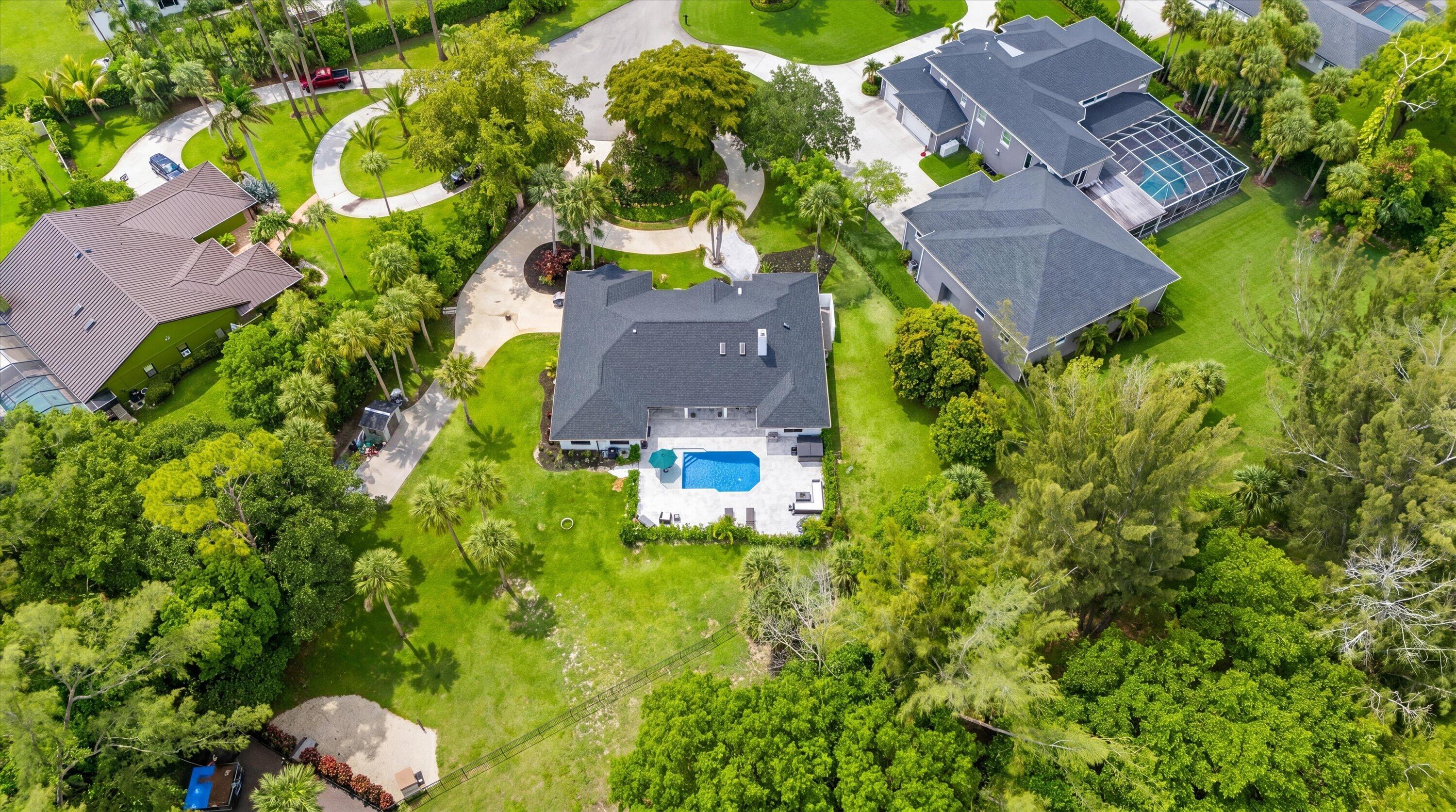 PINEWOOD OF WELLINGTON - Residential