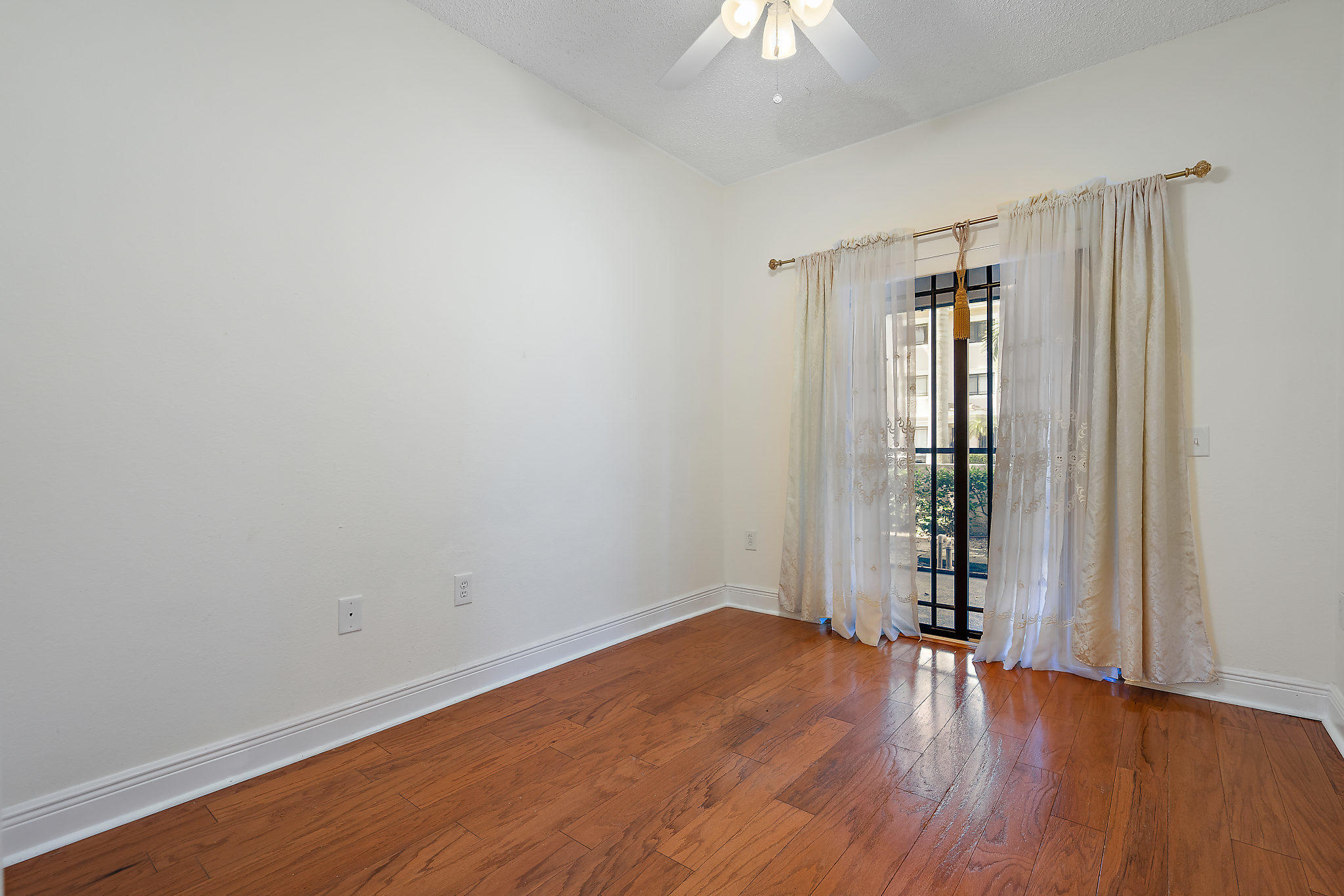 SAN MATERA THE GARDENS CONDO - Residential Lease