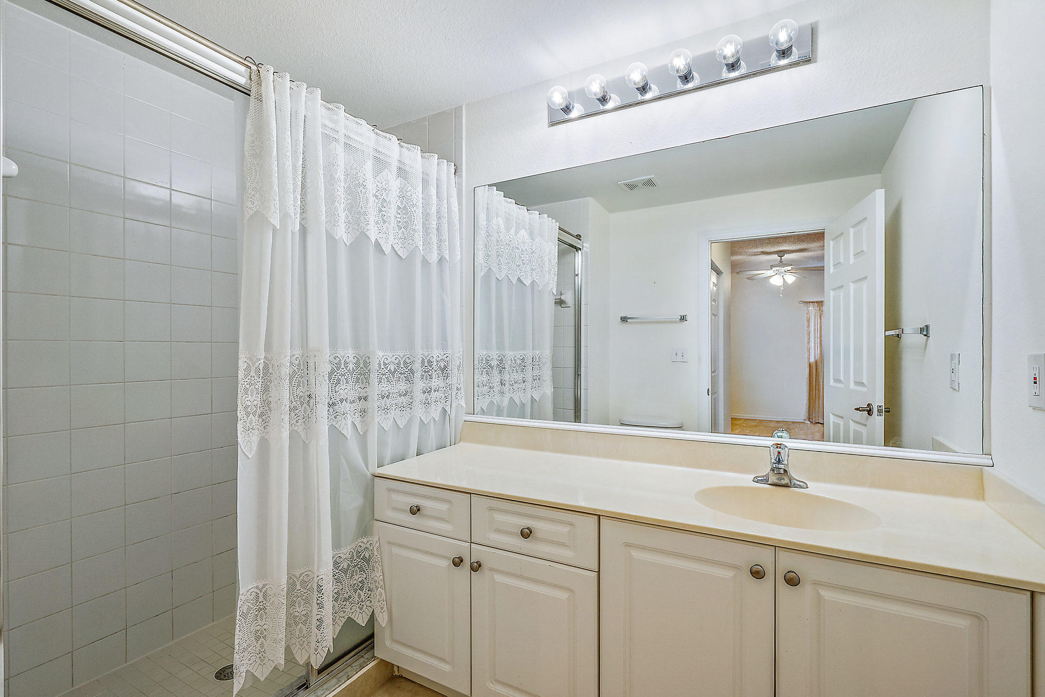 SAN MATERA THE GARDENS CONDO - Residential Lease
