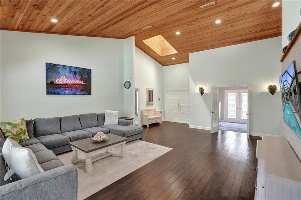 NEW FLORESTA - Residential