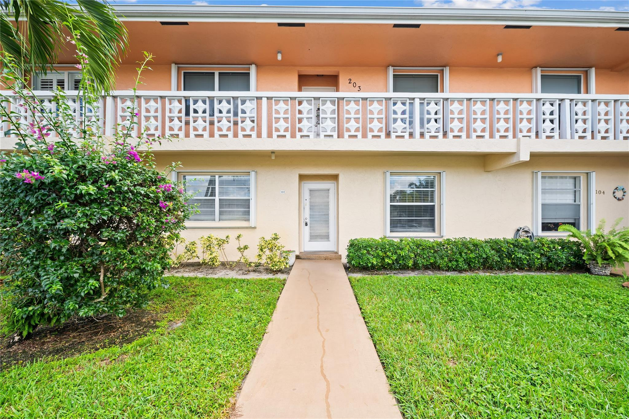 PINES OF DELRAY NORTH CONDO - Residential