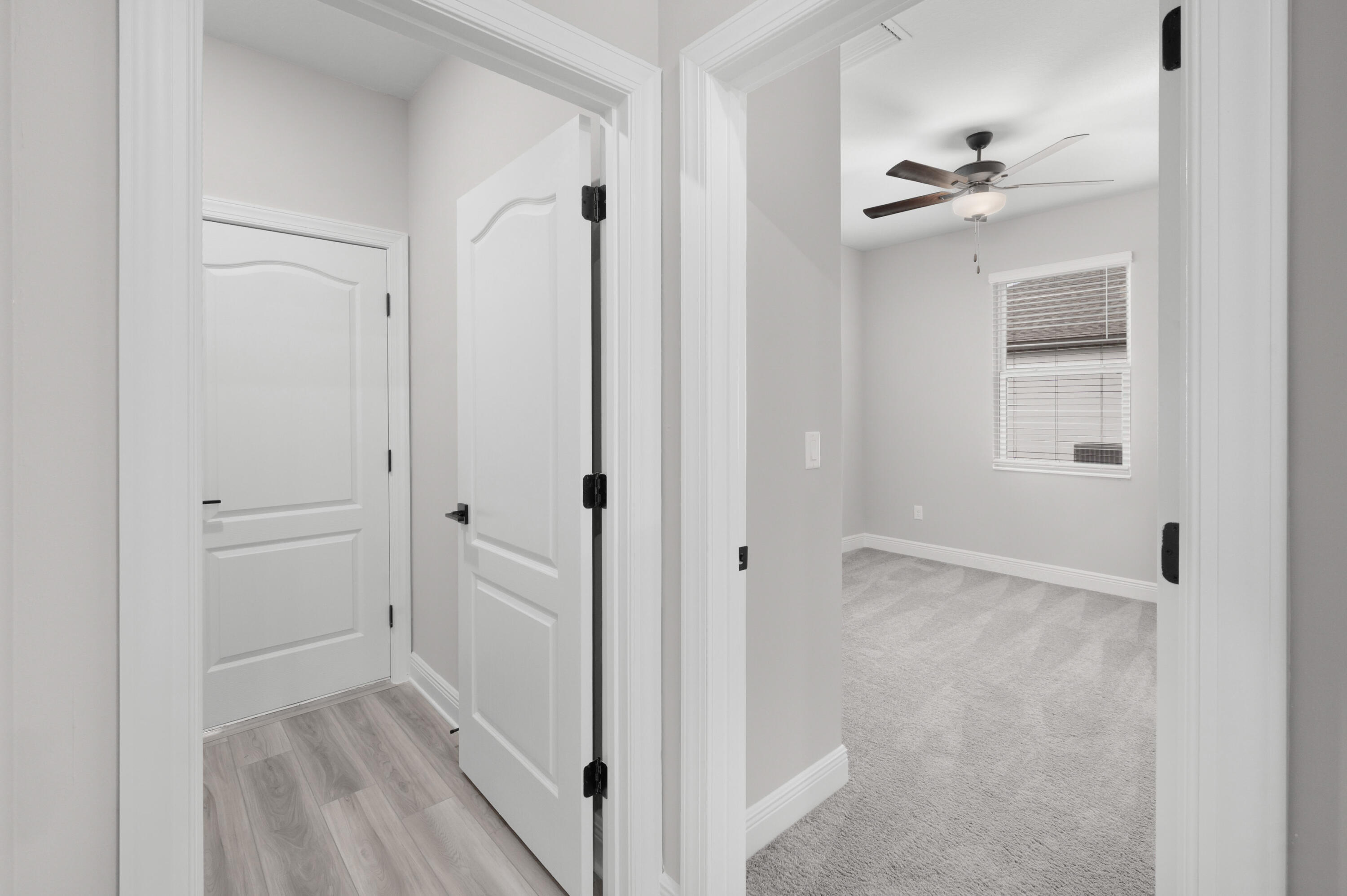 VERO LAKE ESTATES UNIT R - Residential