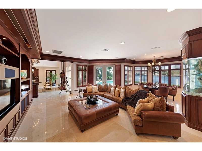 LAS OLAS ISLES - Residential