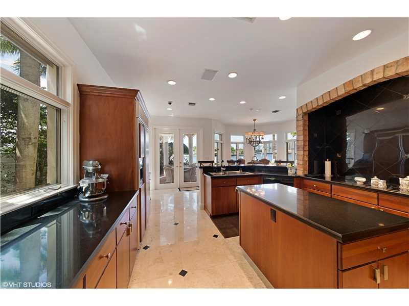 LAS OLAS ISLES - Residential