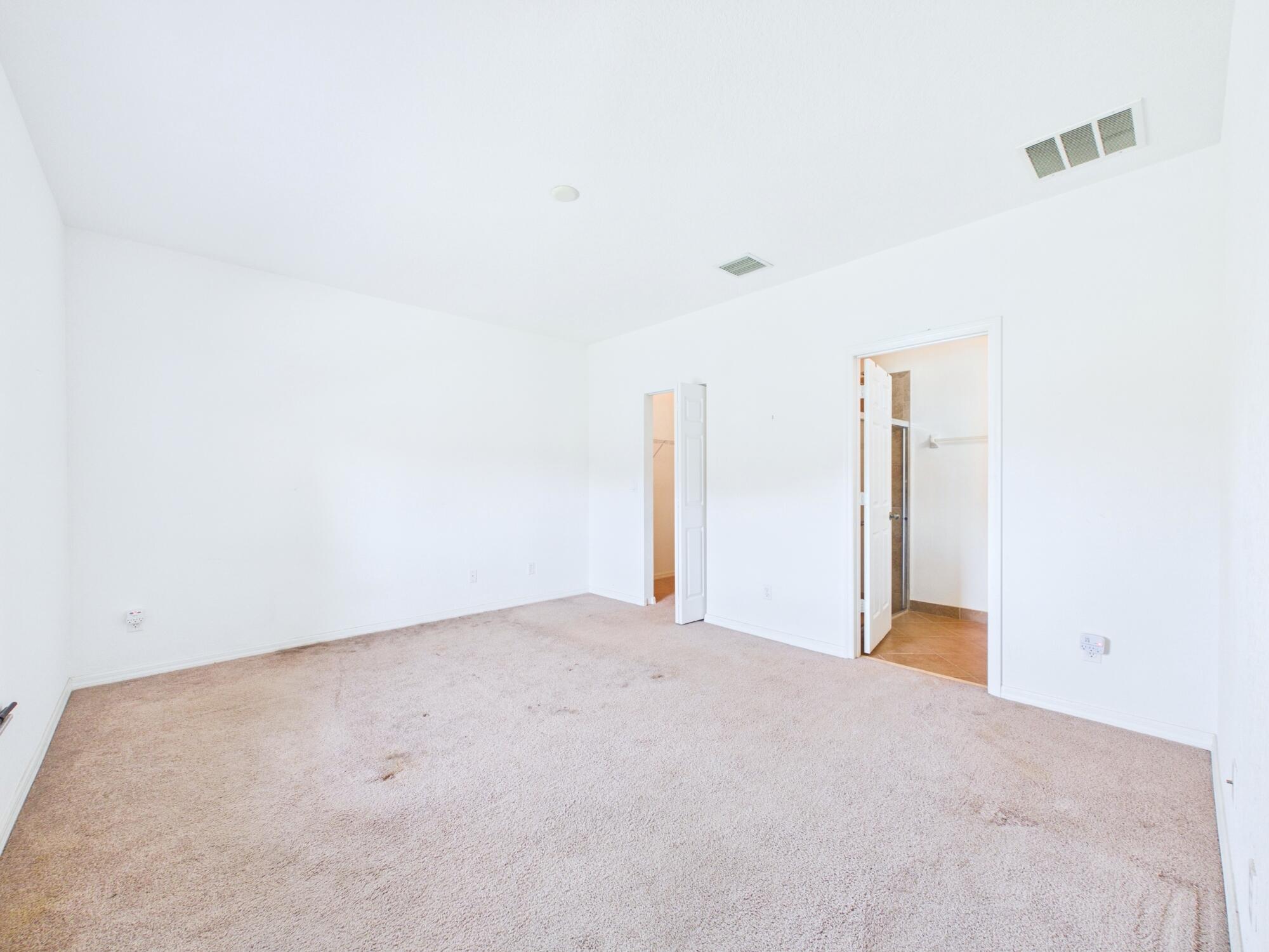 PALM BREEZES CLUB - Residential