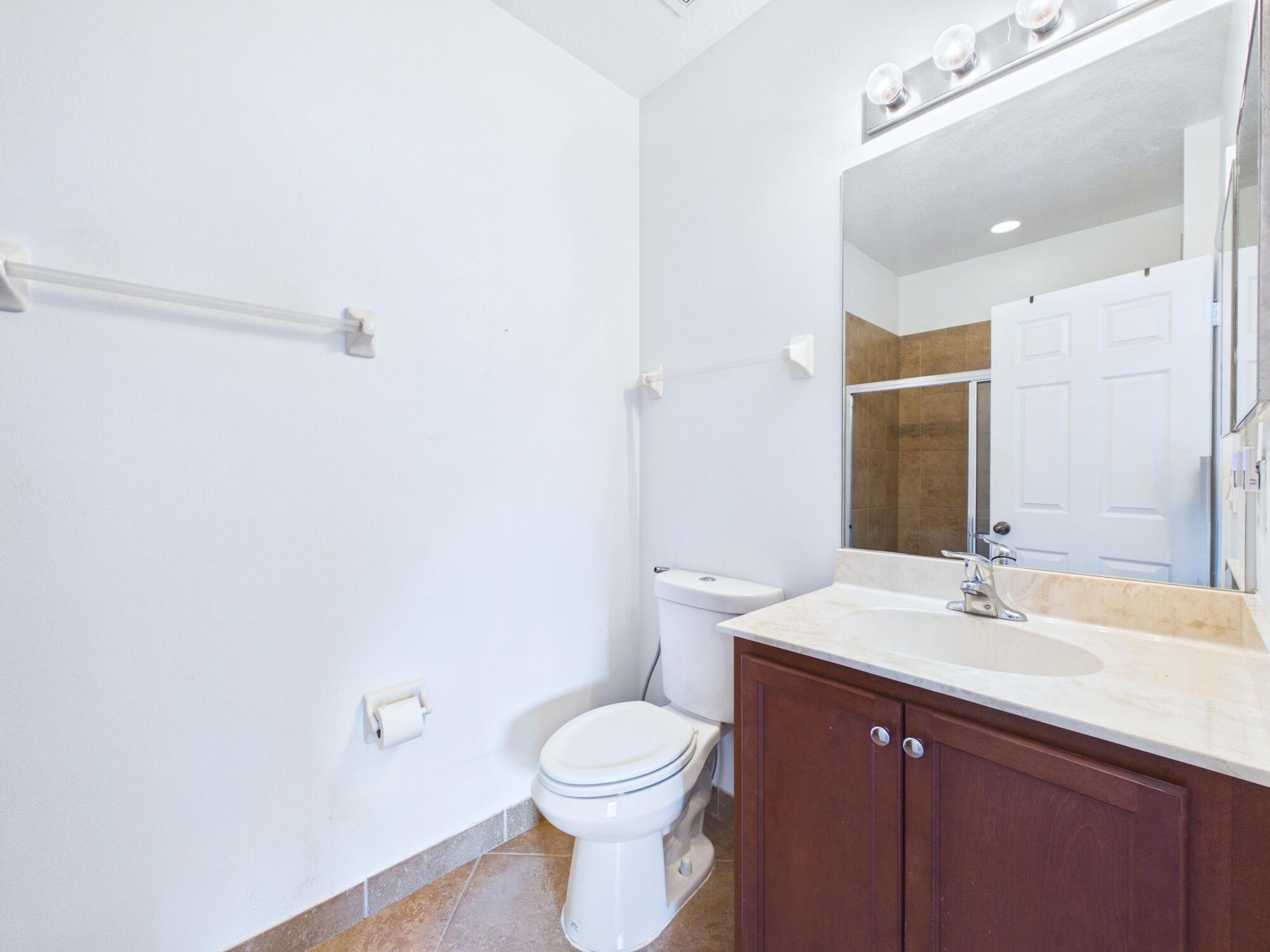 PALM BREEZES CLUB - Residential