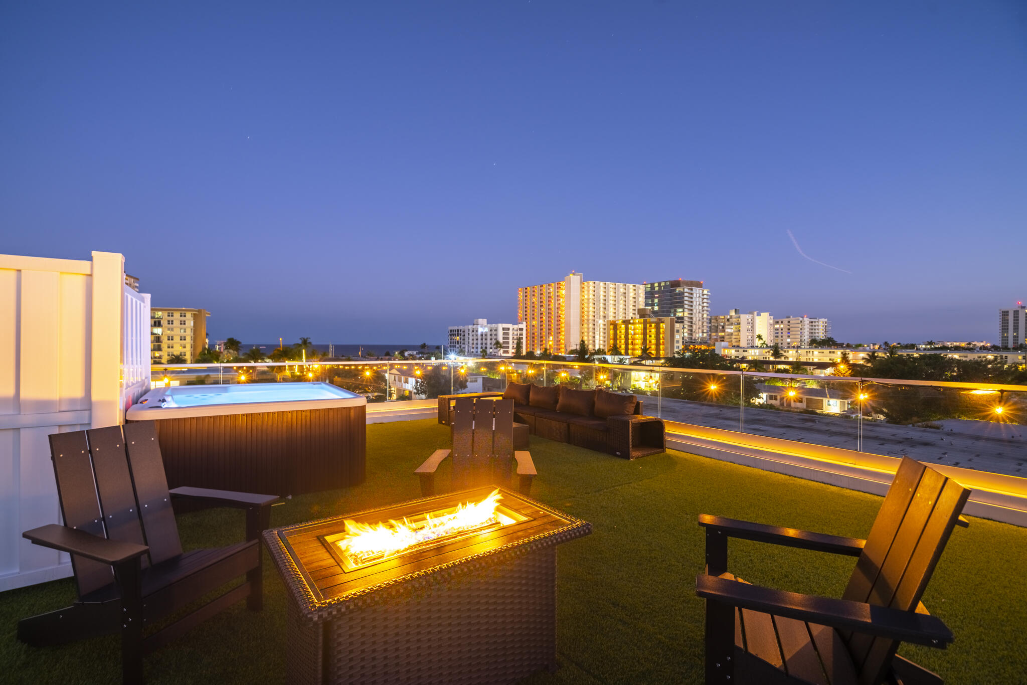 POMPANO BY THE SEA - Residential Lease