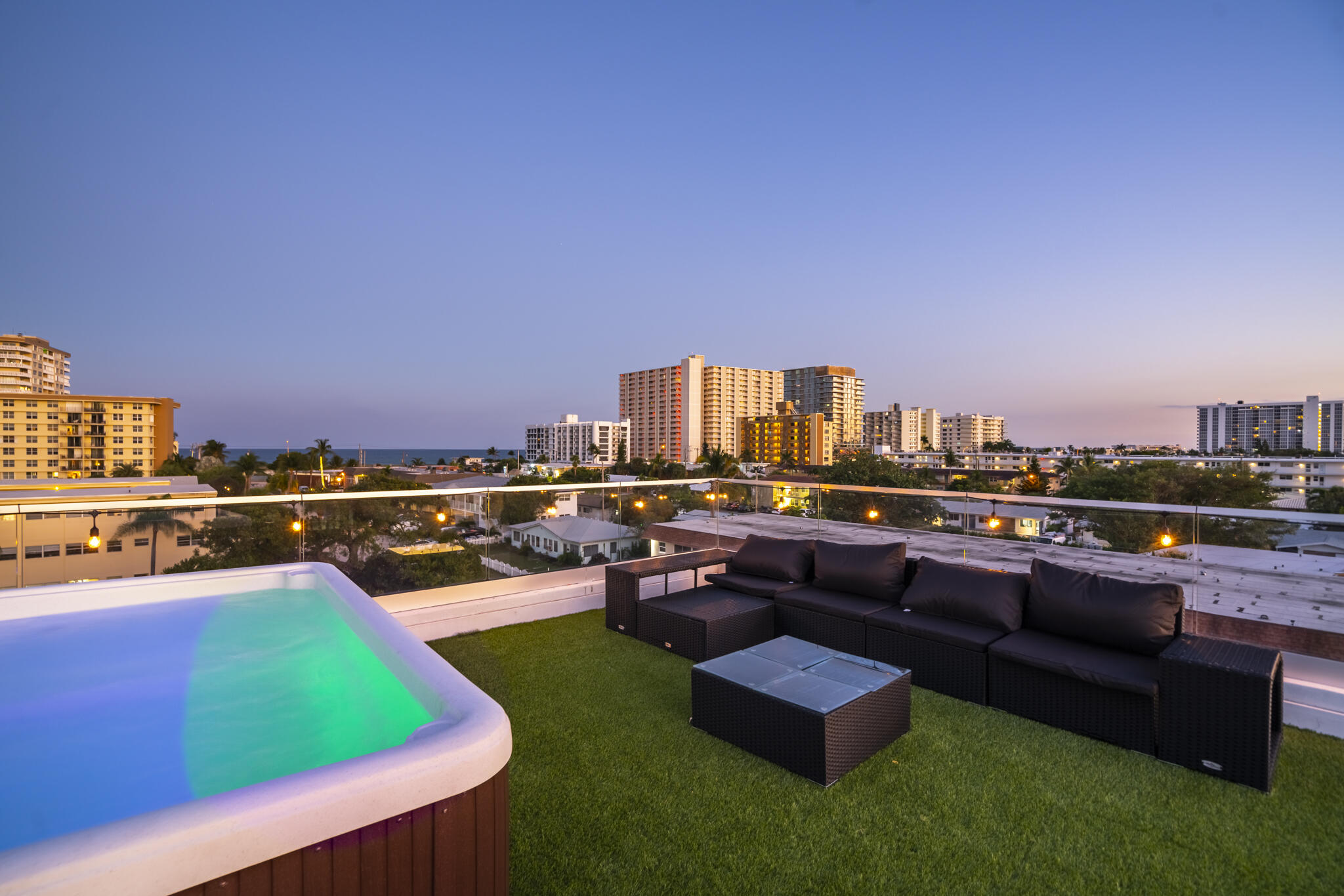 POMPANO BY THE SEA - Residential Lease