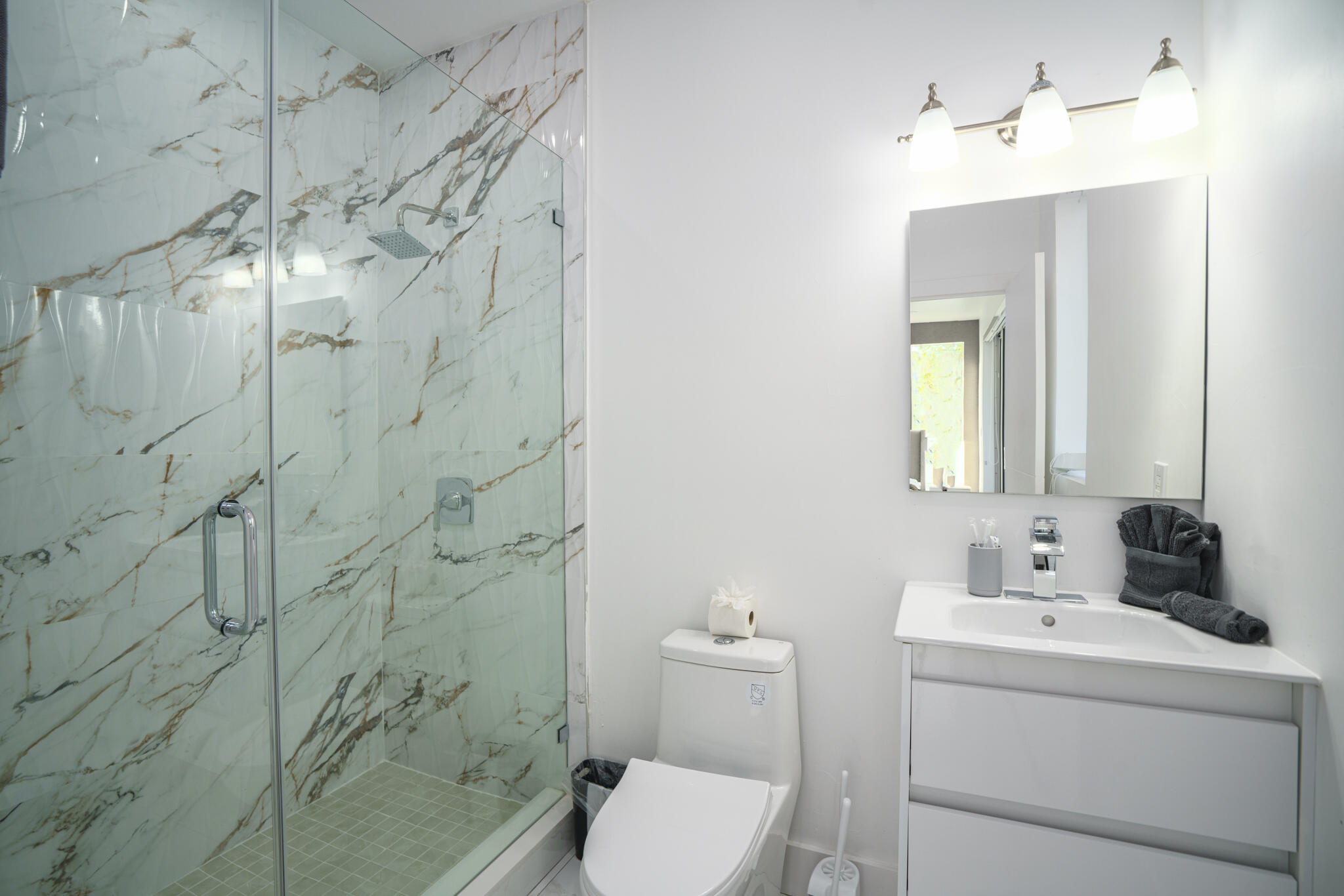 POMPANO BY THE SEA - Residential Lease