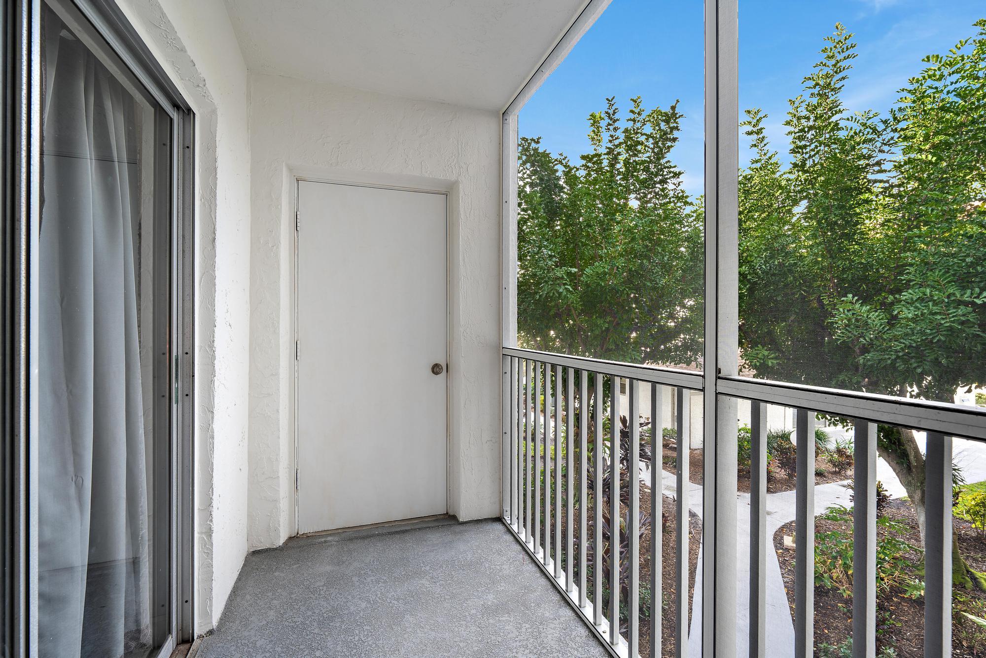 PALM LAKE 1 CONDO - Residential