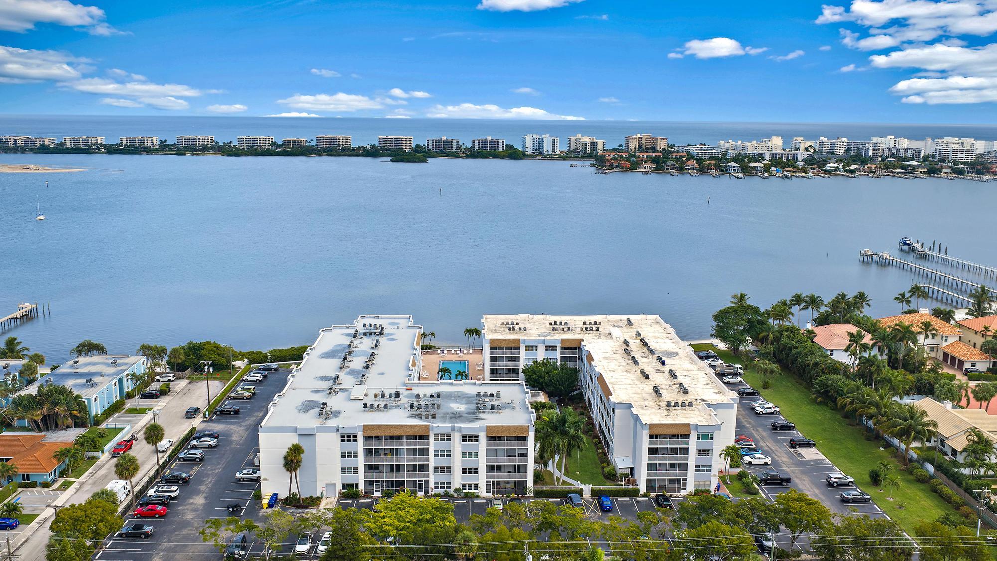 PALM LAKE 1 CONDO - Residential