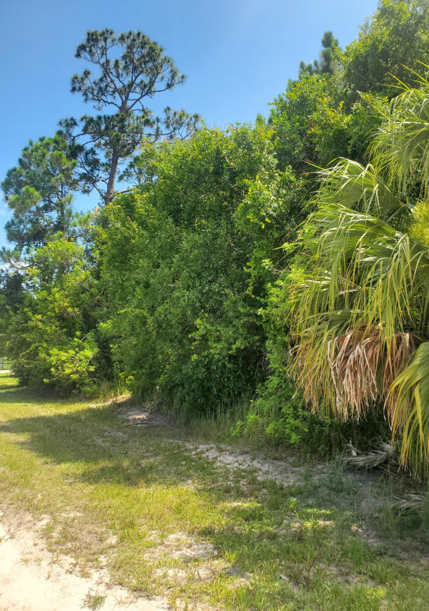 VERO LAKE ESTATES UNIT H-4 - Land