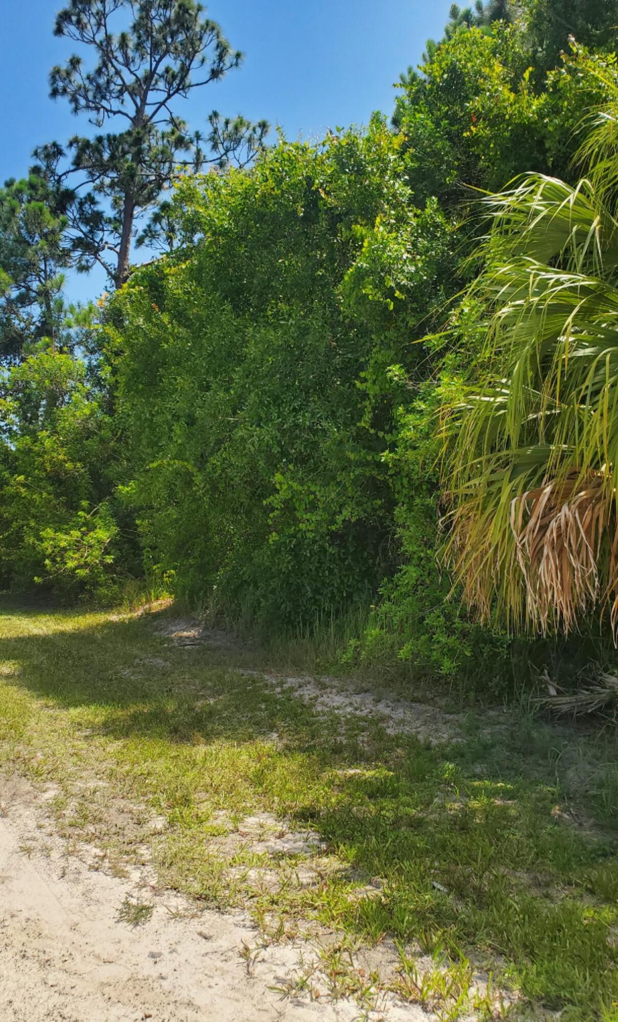 VERO LAKE ESTATES UNIT H-4 - Land