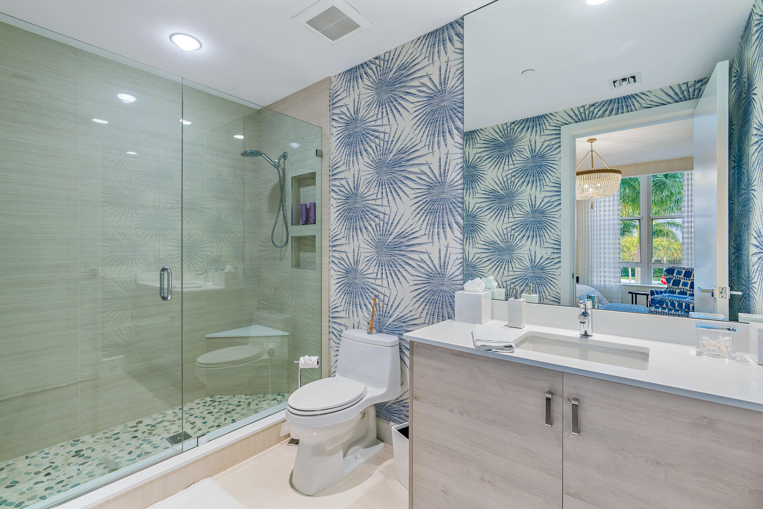 AZURE CONDO - Residential