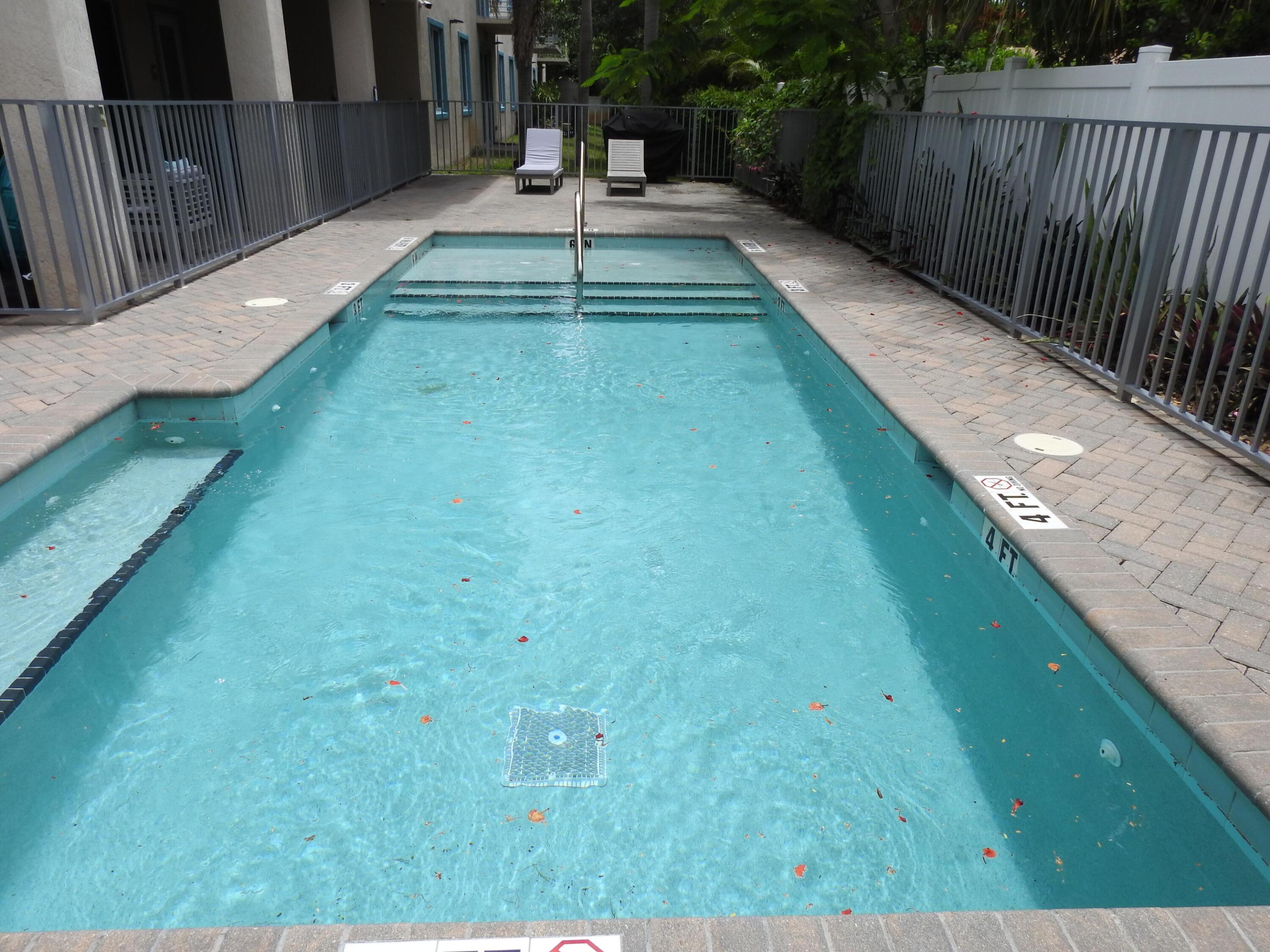 GRANDEUR AT OAKLAND PARK - Residential Lease
