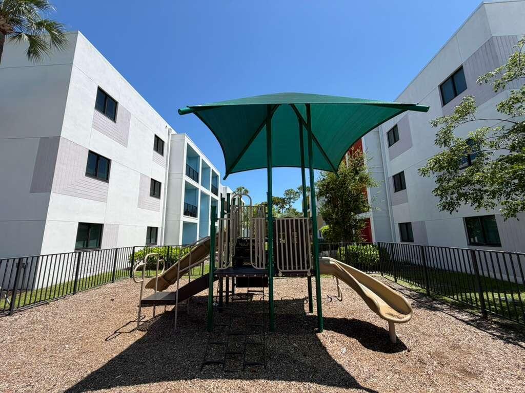 Lakewood Villas - Residential Lease