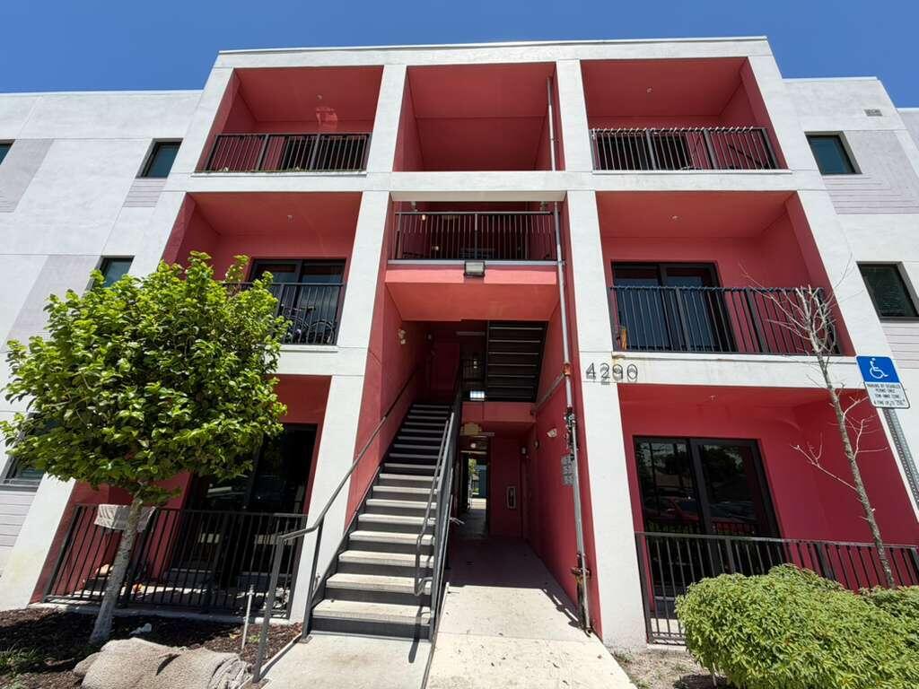 Lakewood Villas - Residential Lease