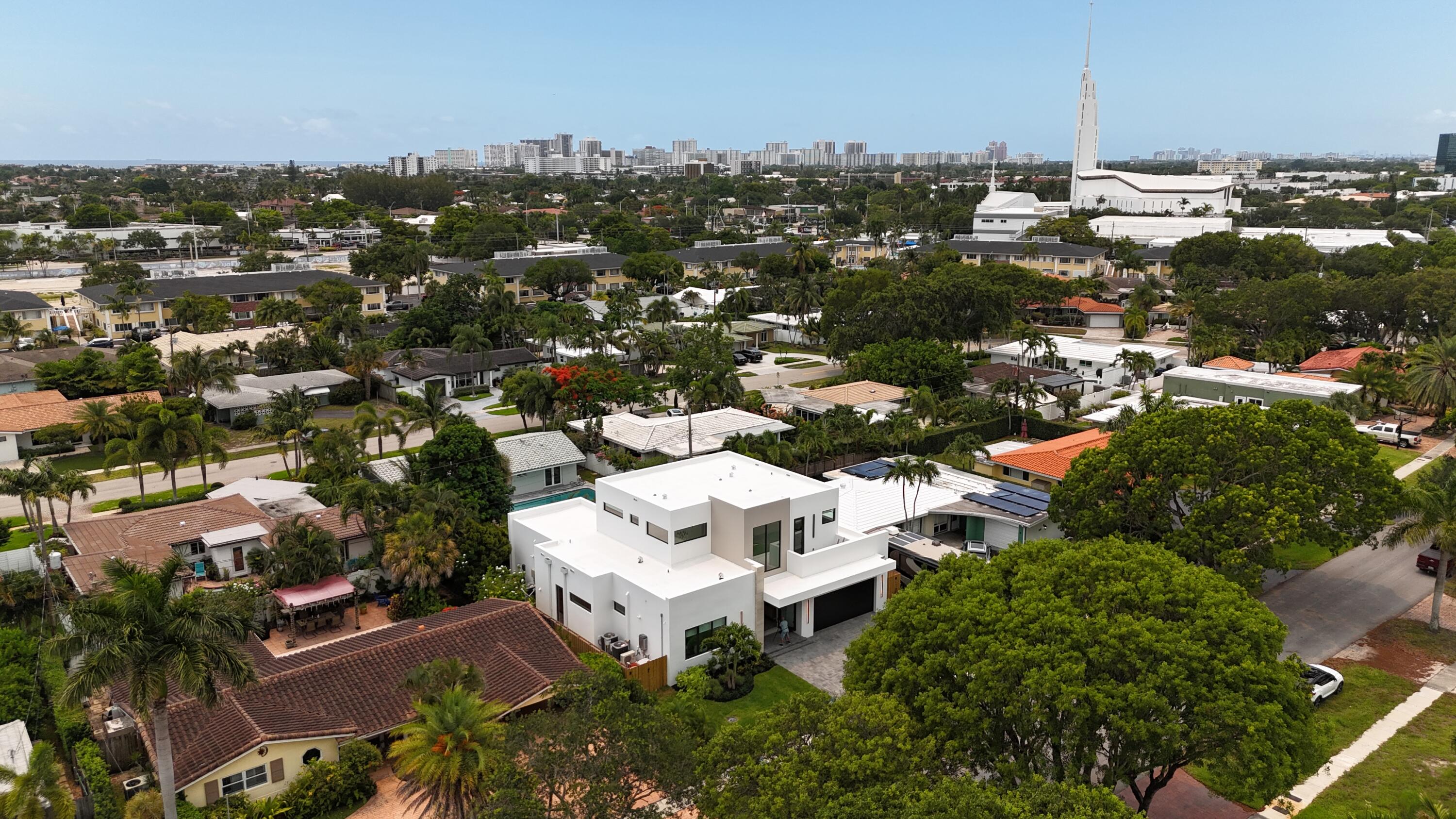 IMPERIAL POINT 1 SEC - Residential