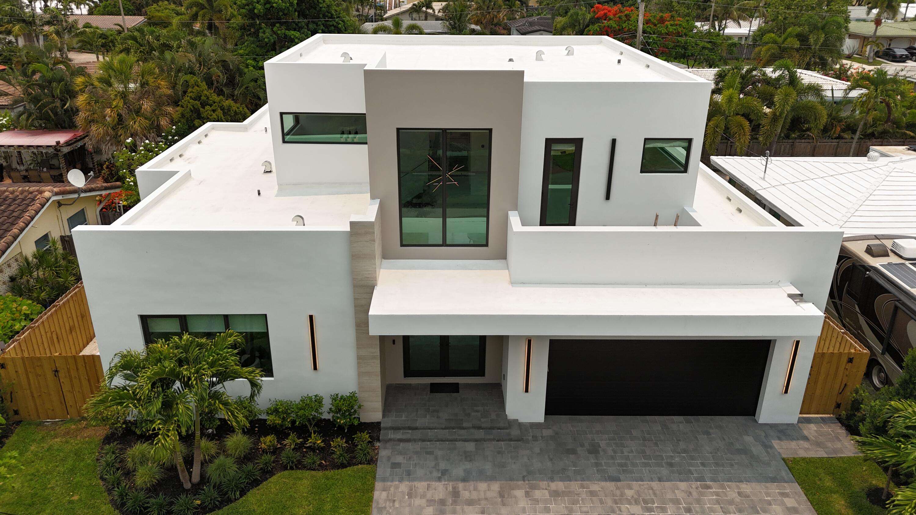 IMPERIAL POINT 1 SEC - Residential