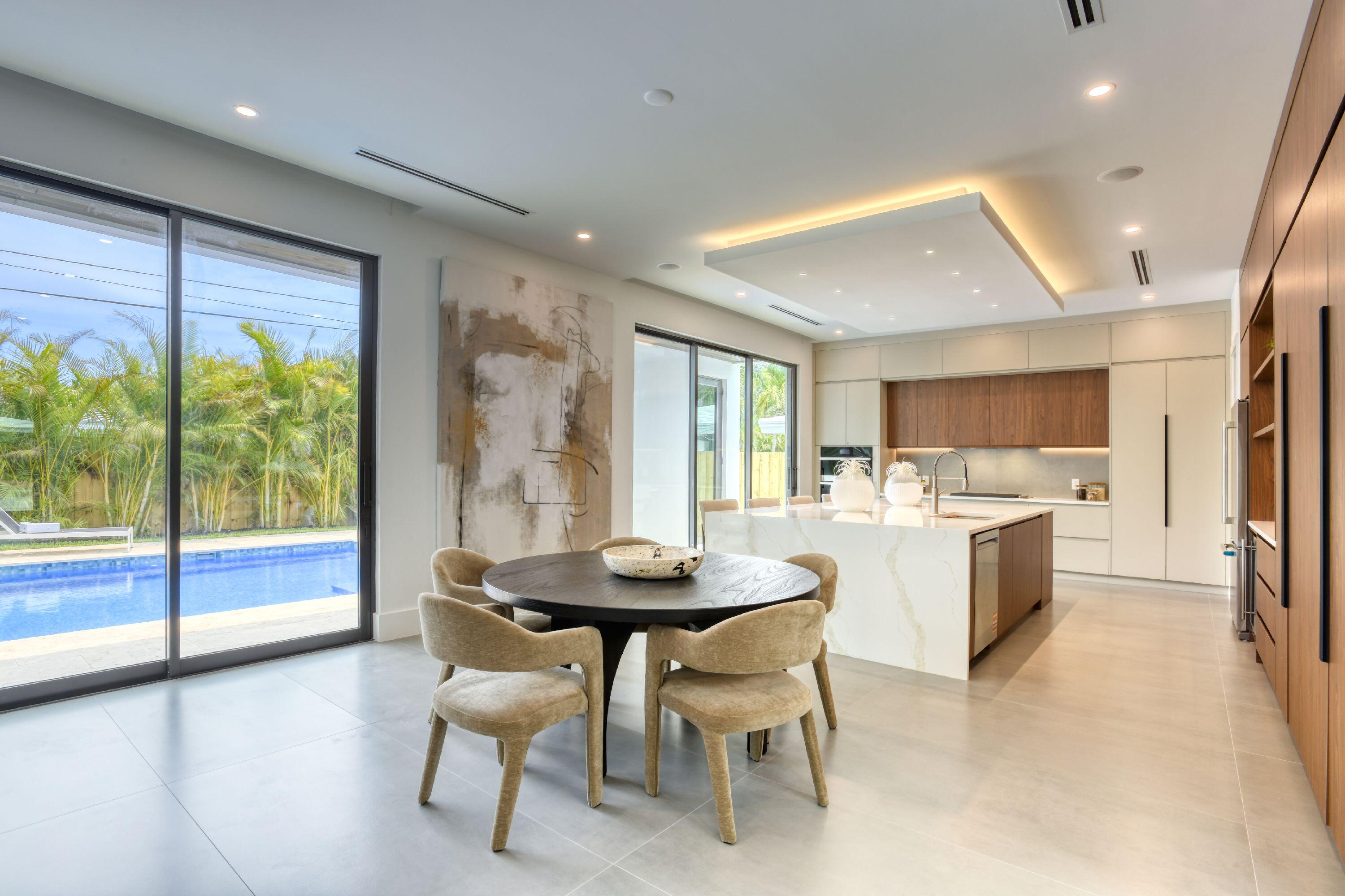 IMPERIAL POINT 1 SEC - Residential
