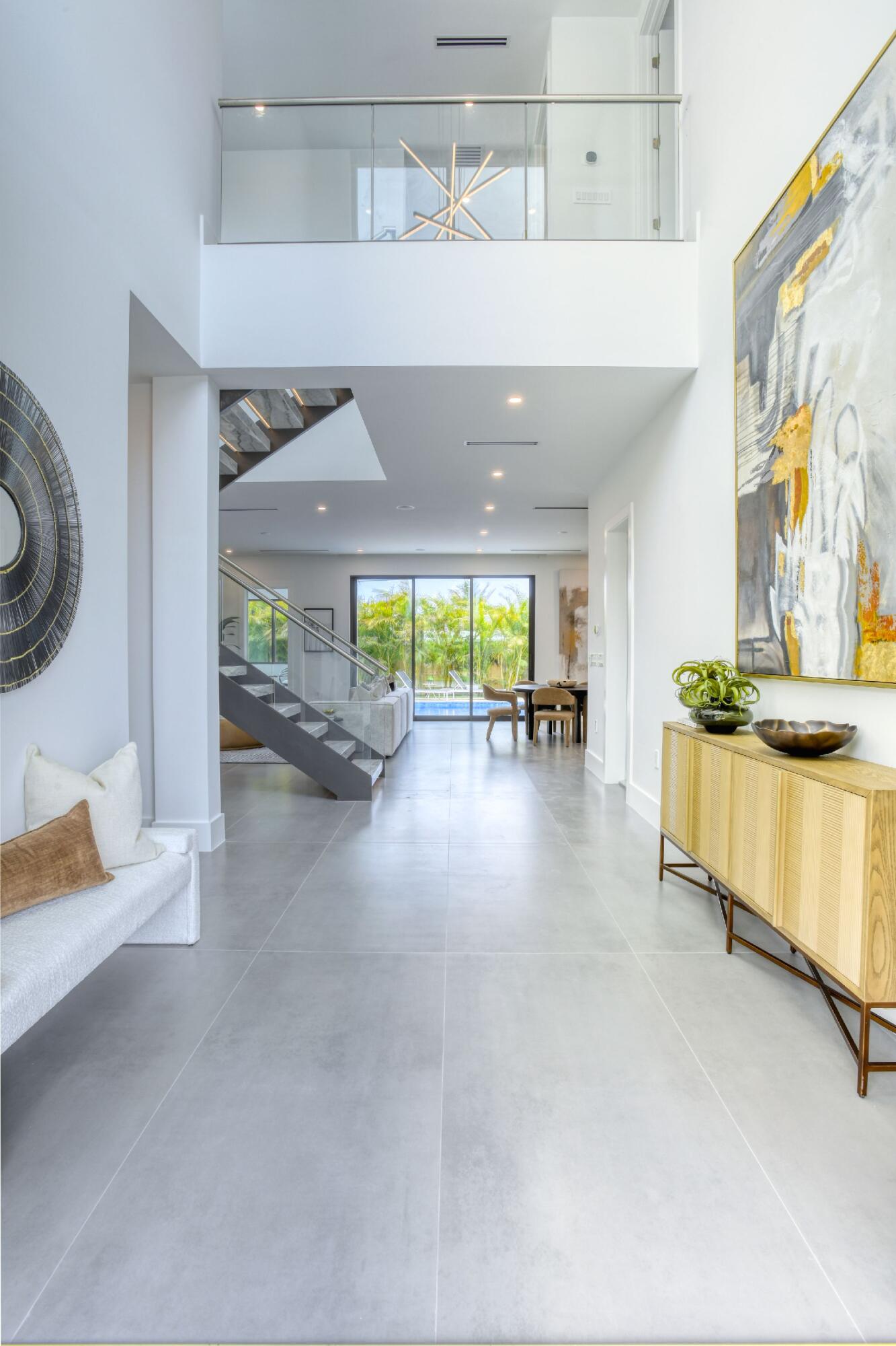 IMPERIAL POINT 1 SEC - Residential
