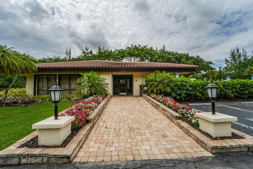 GLADES OF BOCA LAGO CONDO - Residential Lease