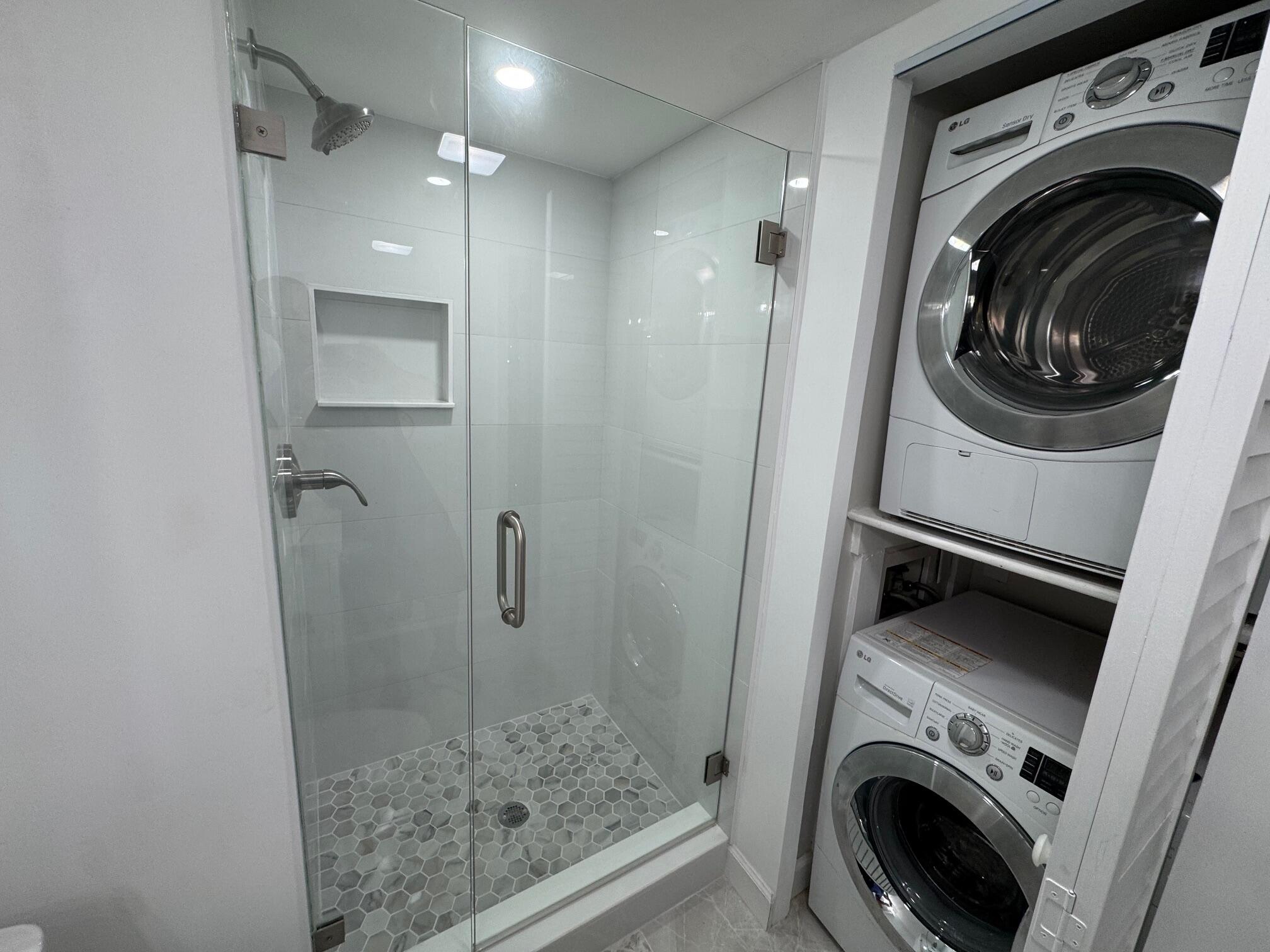 GLADES OF BOCA LAGO CONDO - Residential Lease