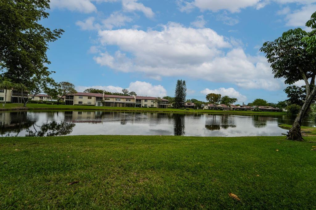 GLADES OF BOCA LAGO CONDO - Residential Lease