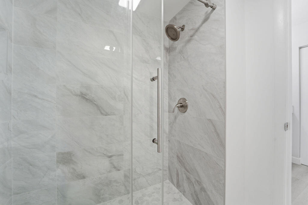 GLADES OF BOCA LAGO CONDO - Residential Lease