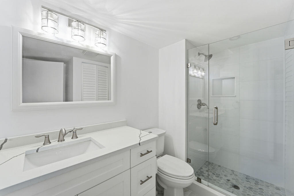 GLADES OF BOCA LAGO CONDO - Residential Lease