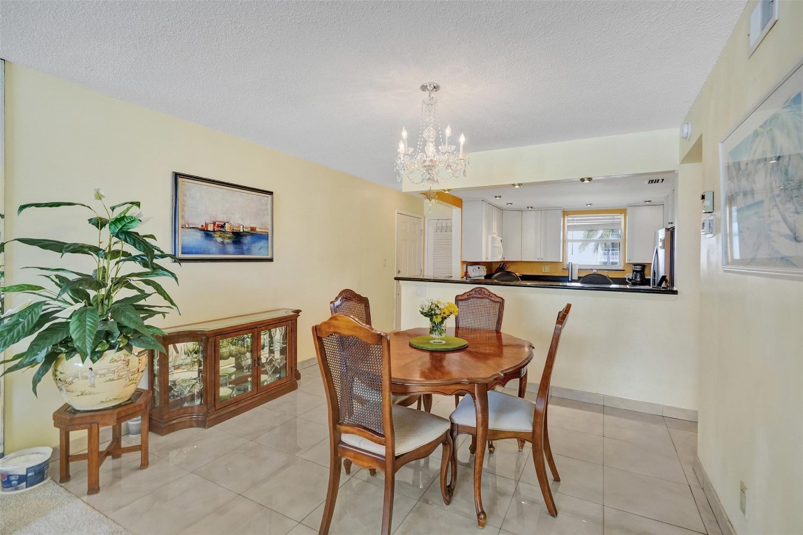 HILLSBORO LE BARON CONDO - Residential