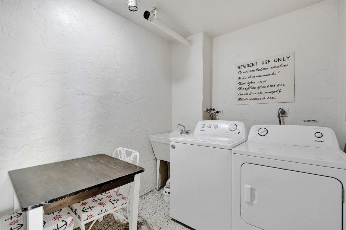 HILLSBORO LE BARON CONDO - Residential