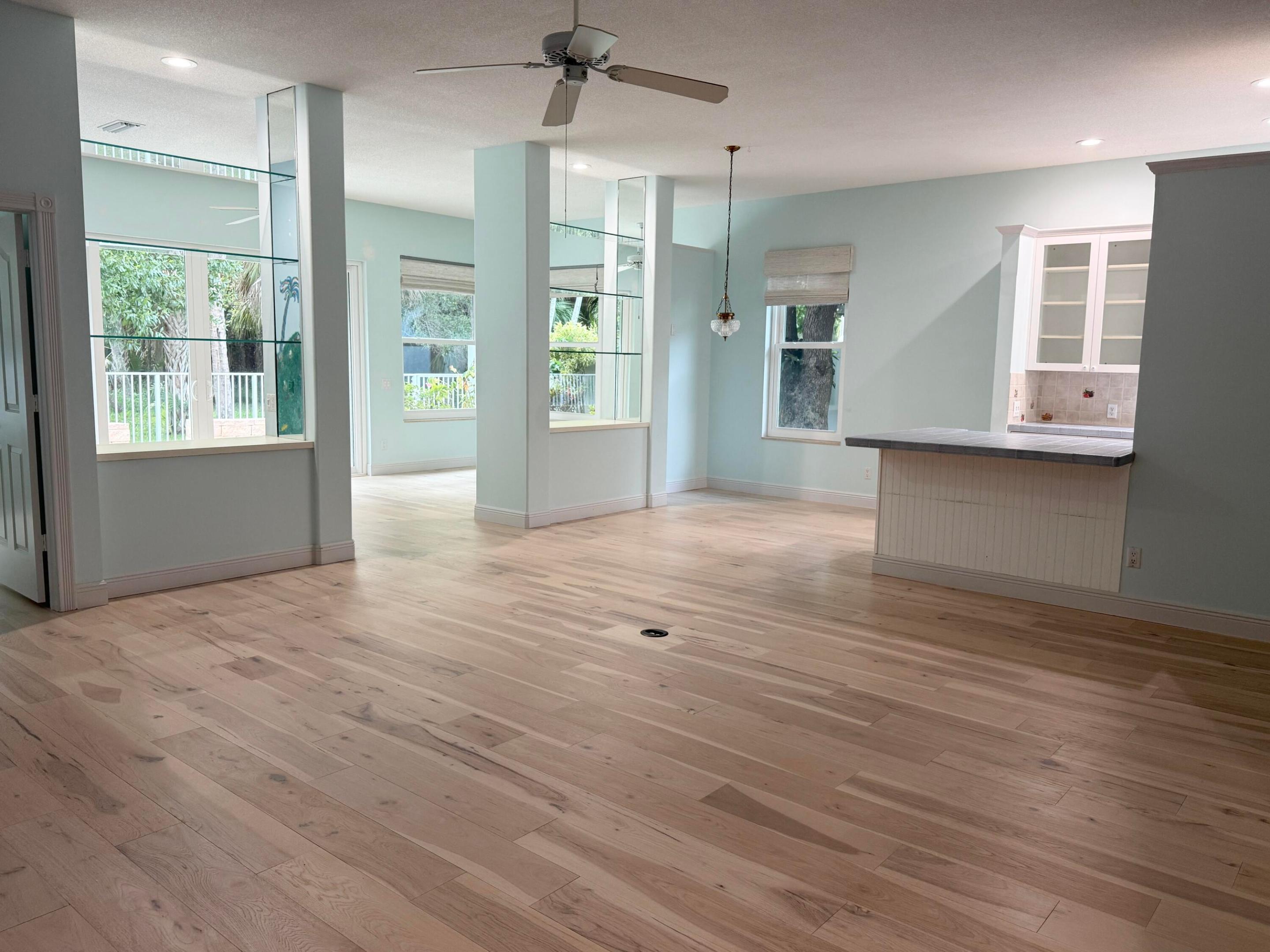 HAMPTONS AT MAPLEWOOD - Residential