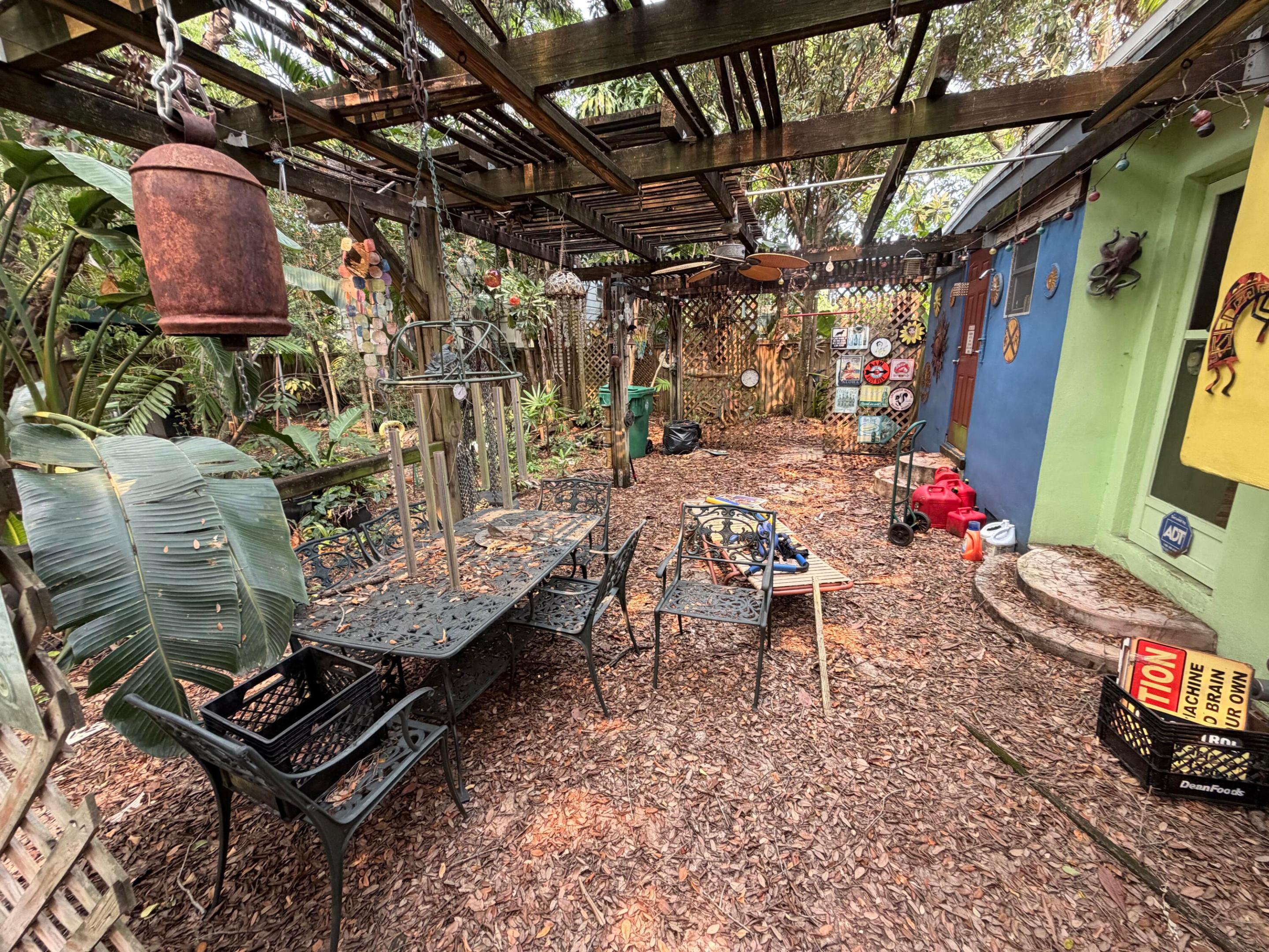 DANIA HEIGHTS EXT - Residential