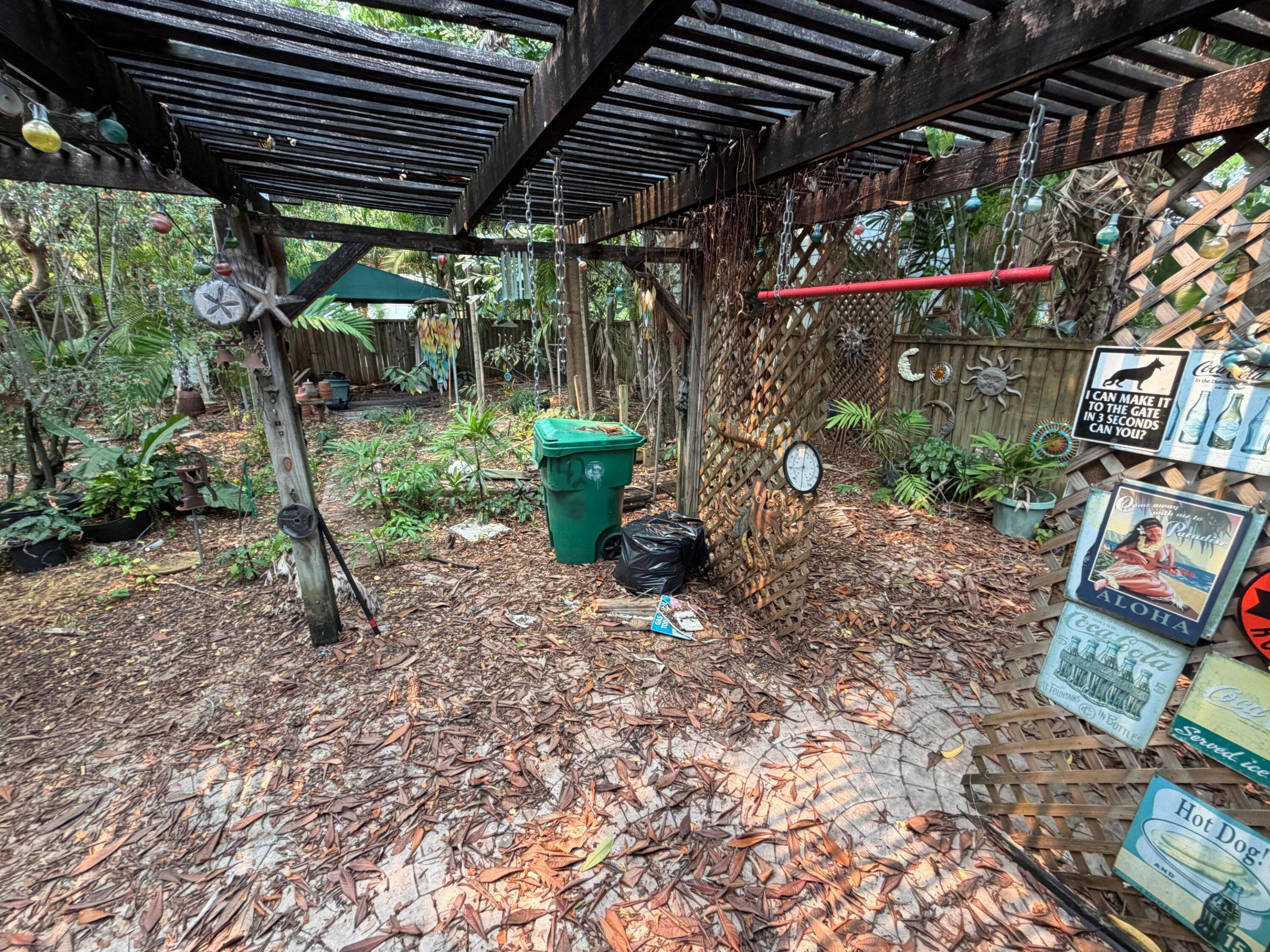 DANIA HEIGHTS EXT - Residential