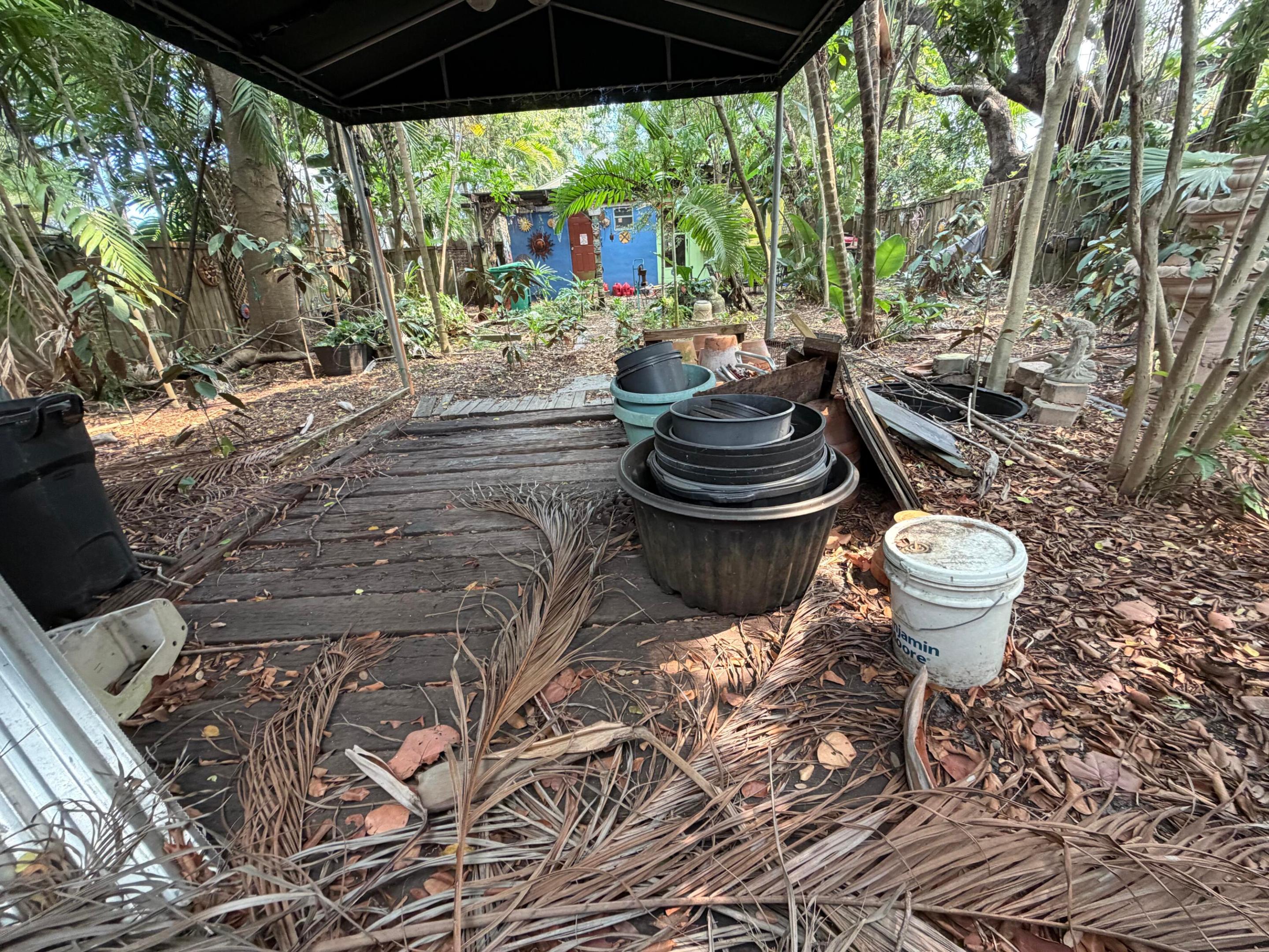 DANIA HEIGHTS EXT - Residential
