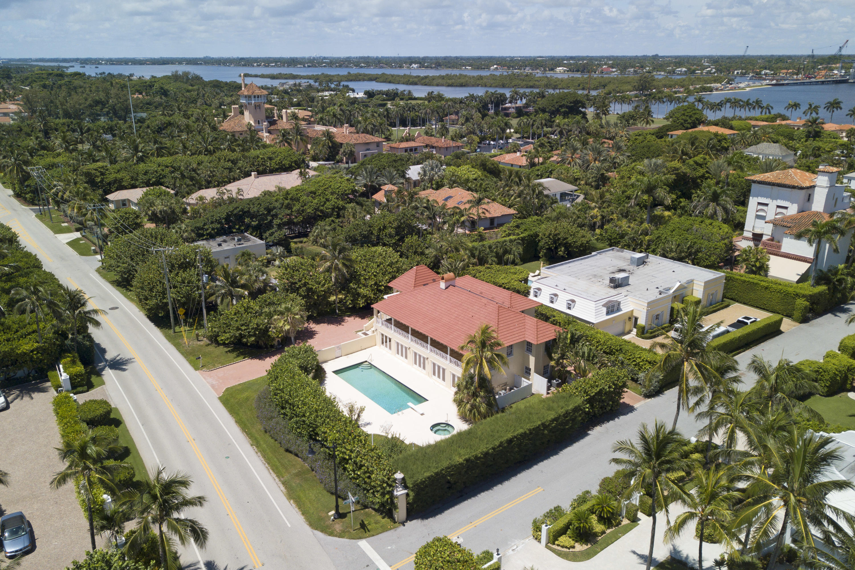BOULEVARD ESTATES - Land