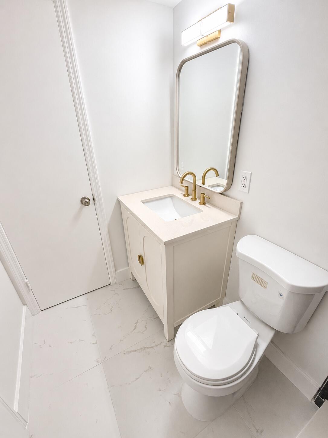 INTRACOASTAL TOWER - Residential