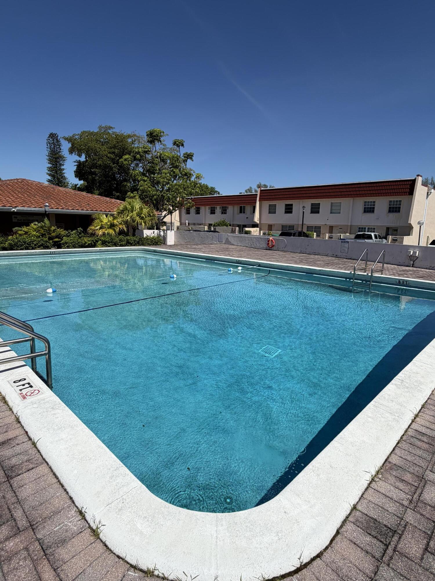 MANORS OF INVERRARY XI - Residential