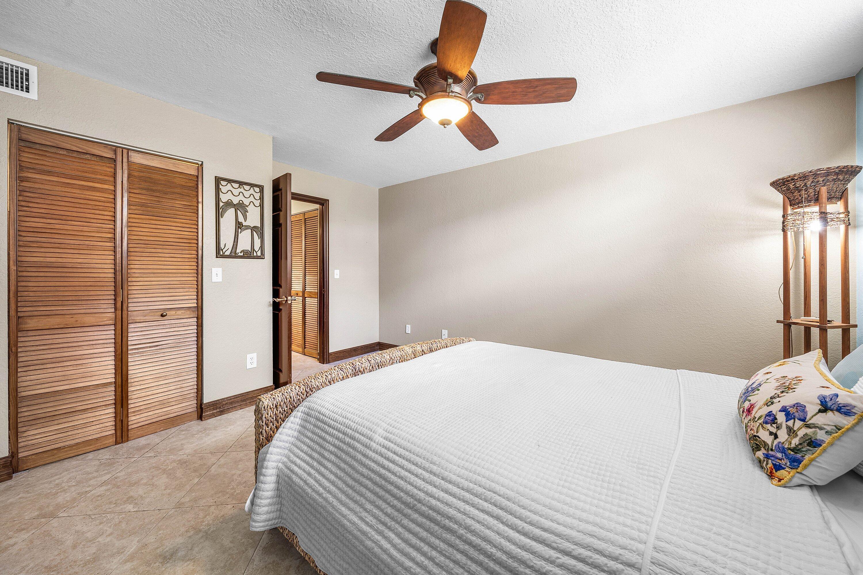YACHT CLUB ON THE INTRACOASTAL CONDO - Residential Lease