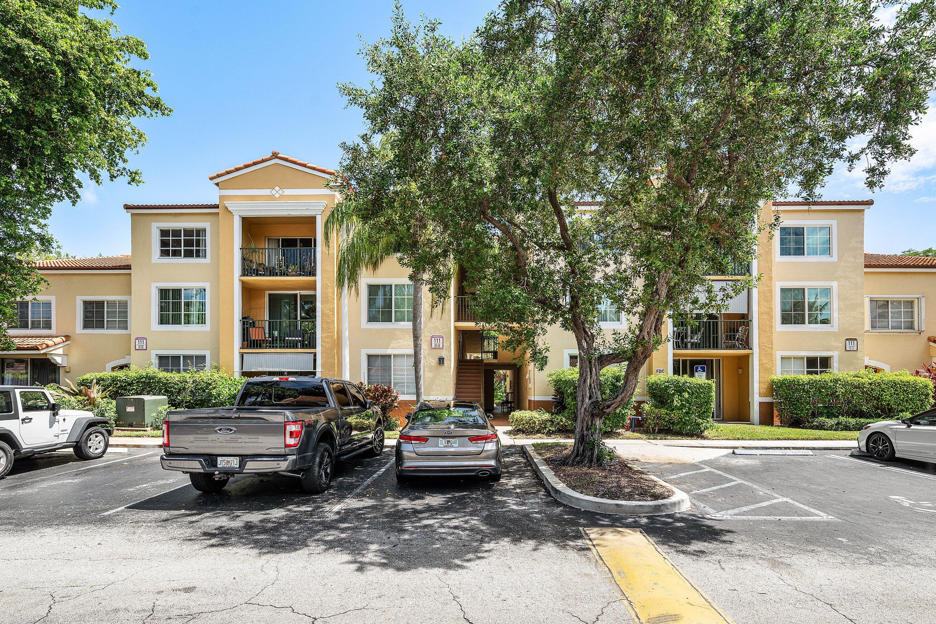 YACHT CLUB ON THE INTRACOASTAL CONDO - Residential Lease