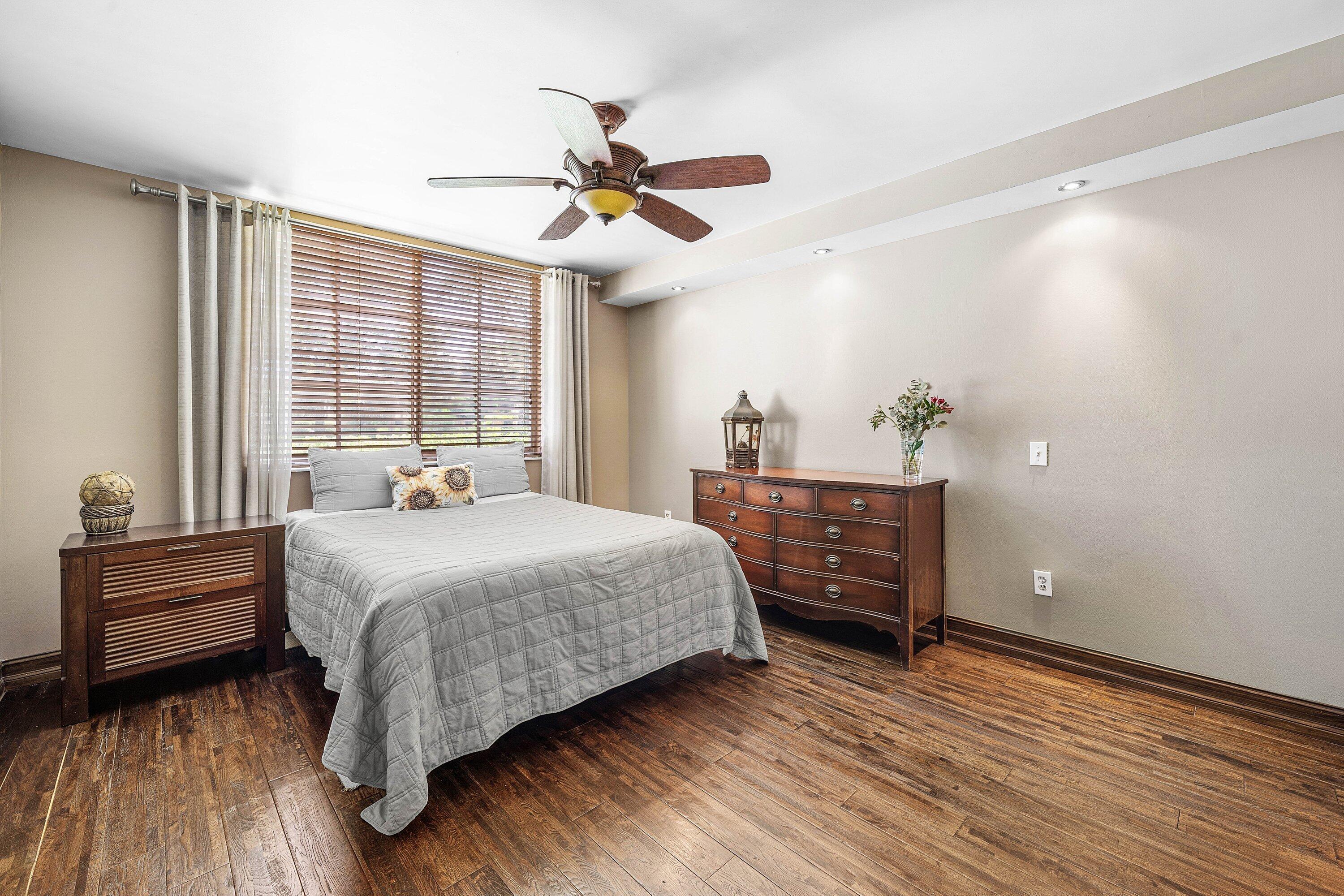 YACHT CLUB ON THE INTRACOASTAL CONDO - Residential Lease
