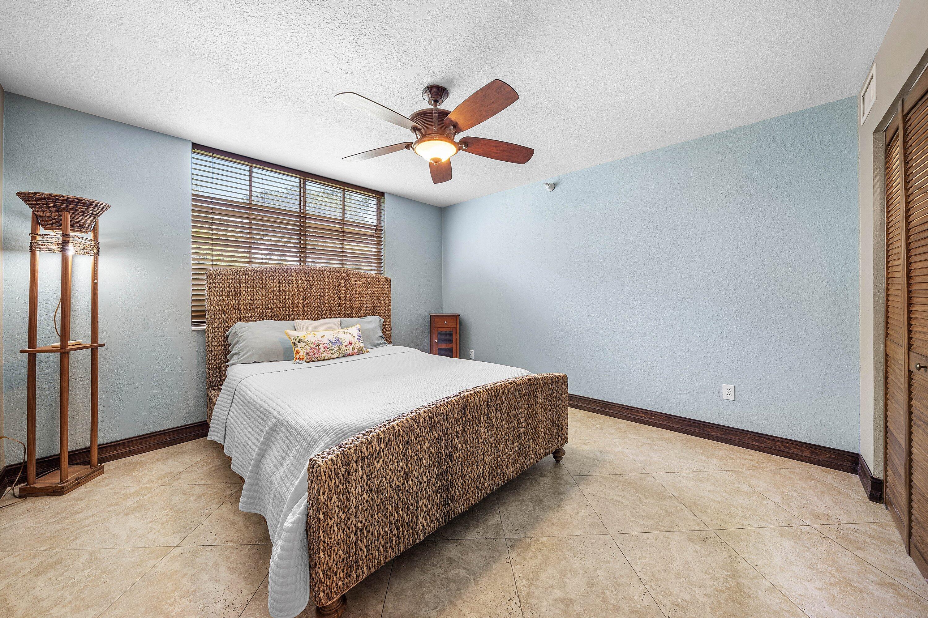 YACHT CLUB ON THE INTRACOASTAL CONDO - Residential Lease