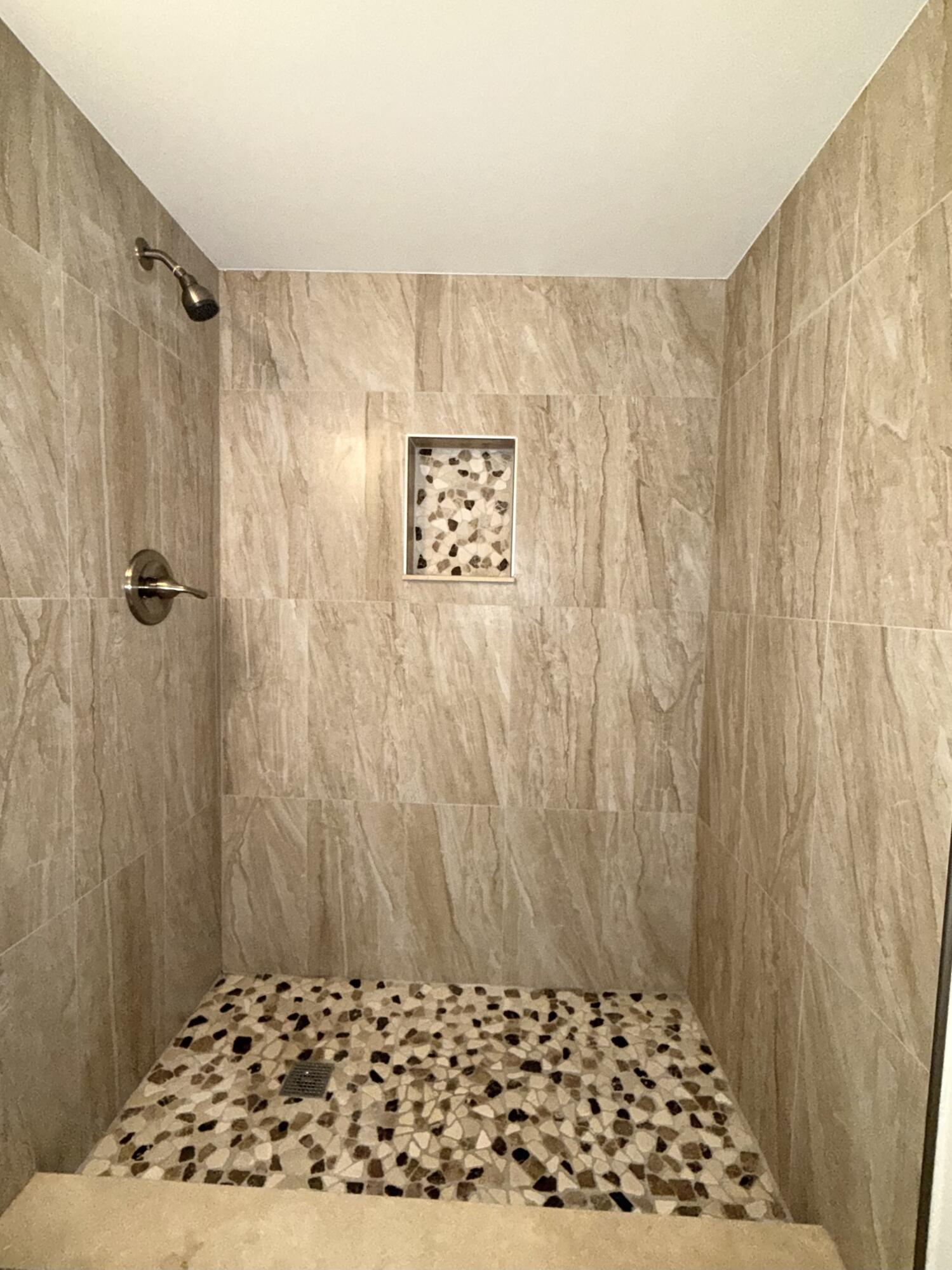 SOMERSET - Residential Lease