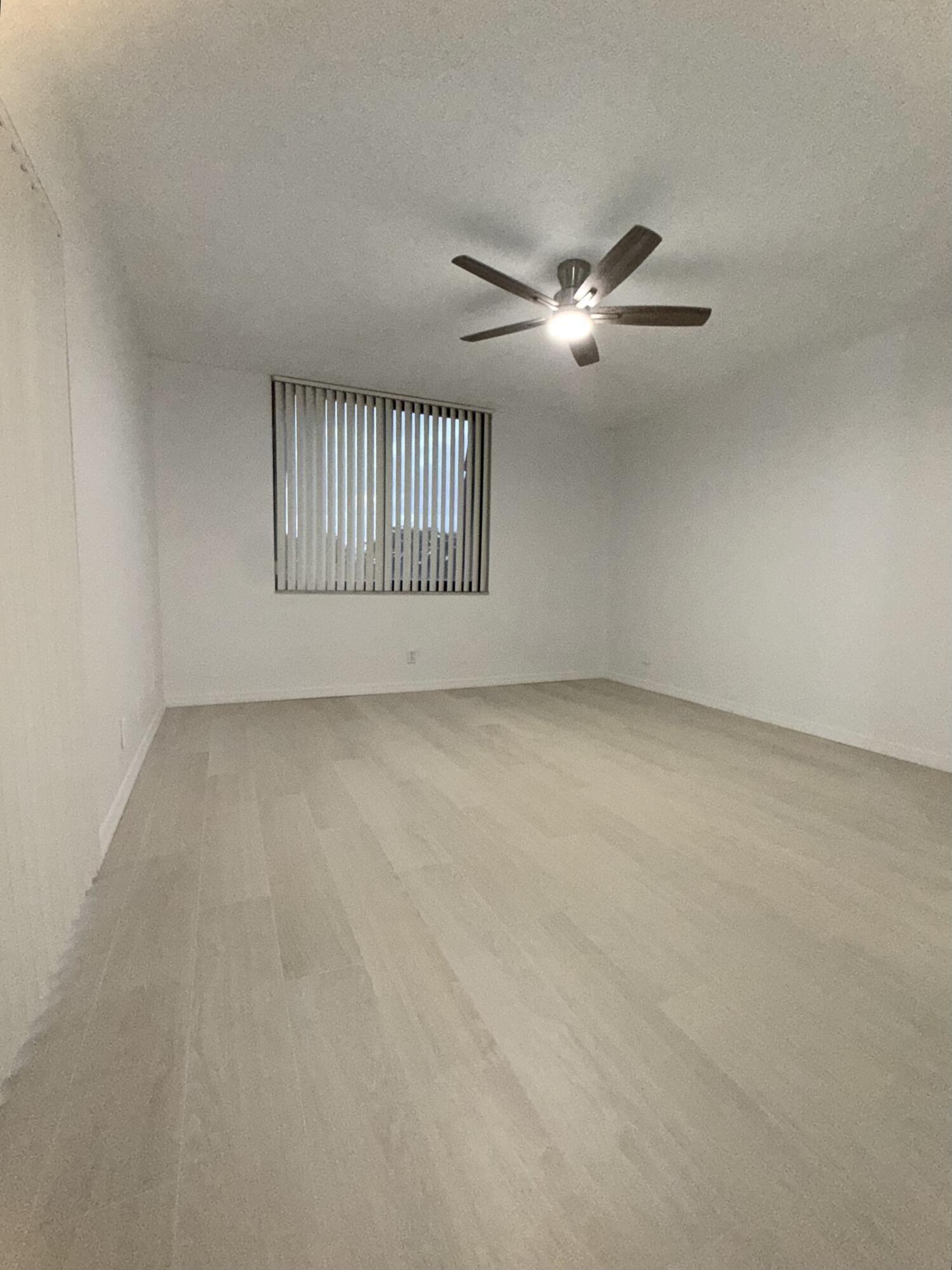 SOMERSET - Residential Lease