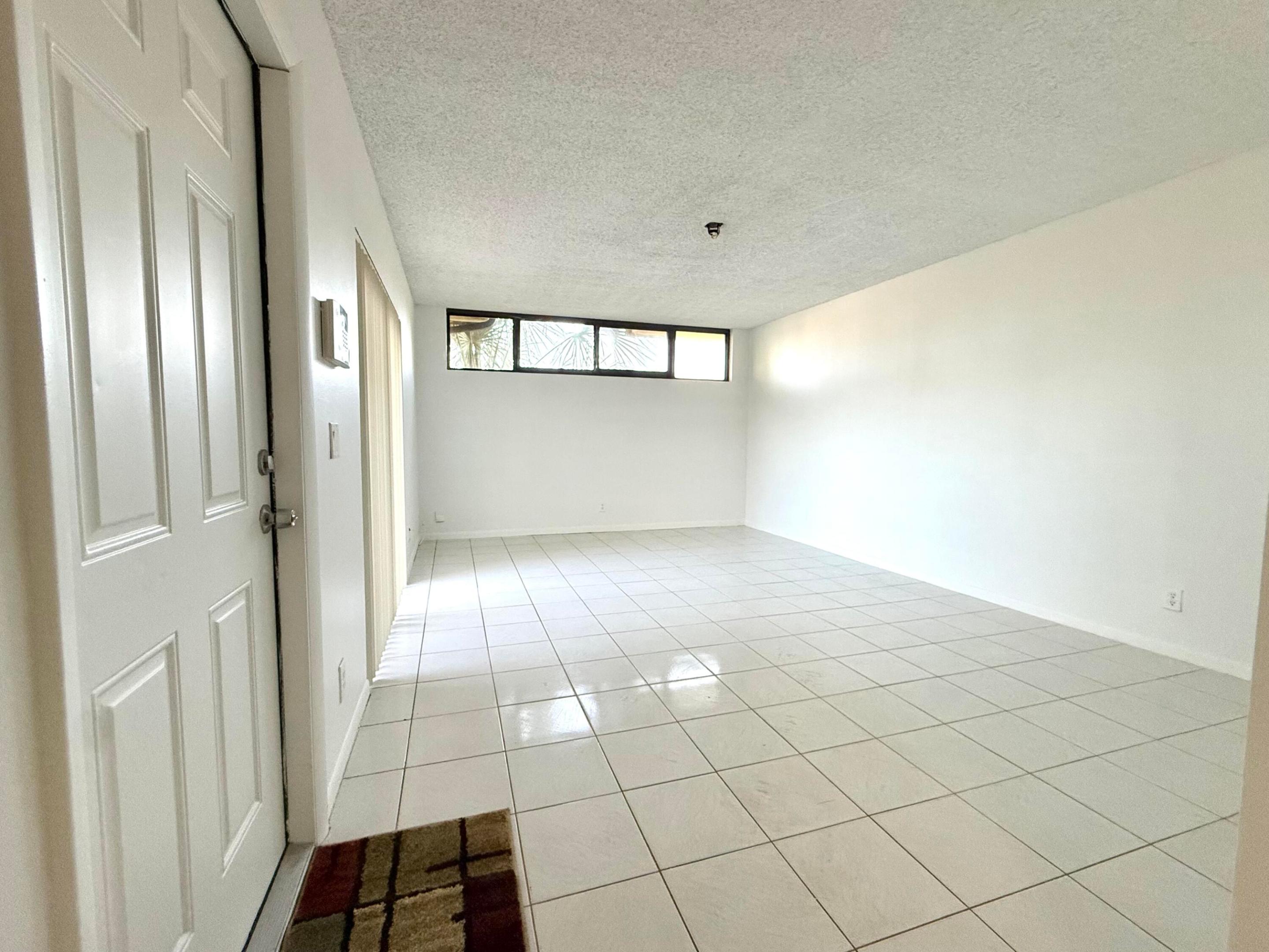 SOMERSET - Residential Lease